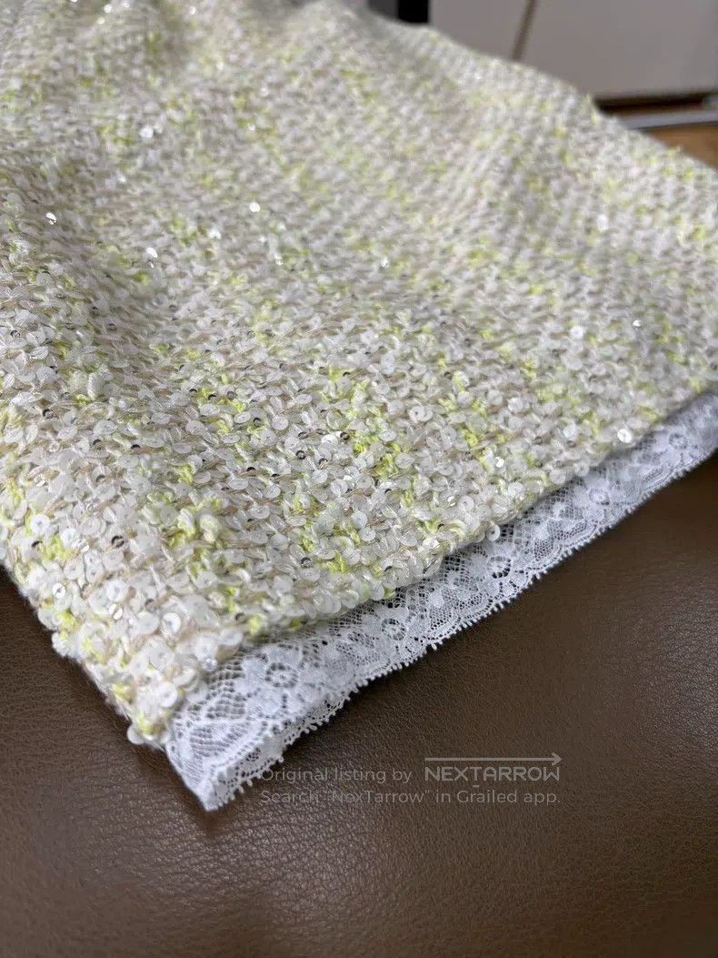 Chanel Chanel Yellow-green sequined shorts Size 24" / US 00 / IT 34 - 4 Thumbnail
