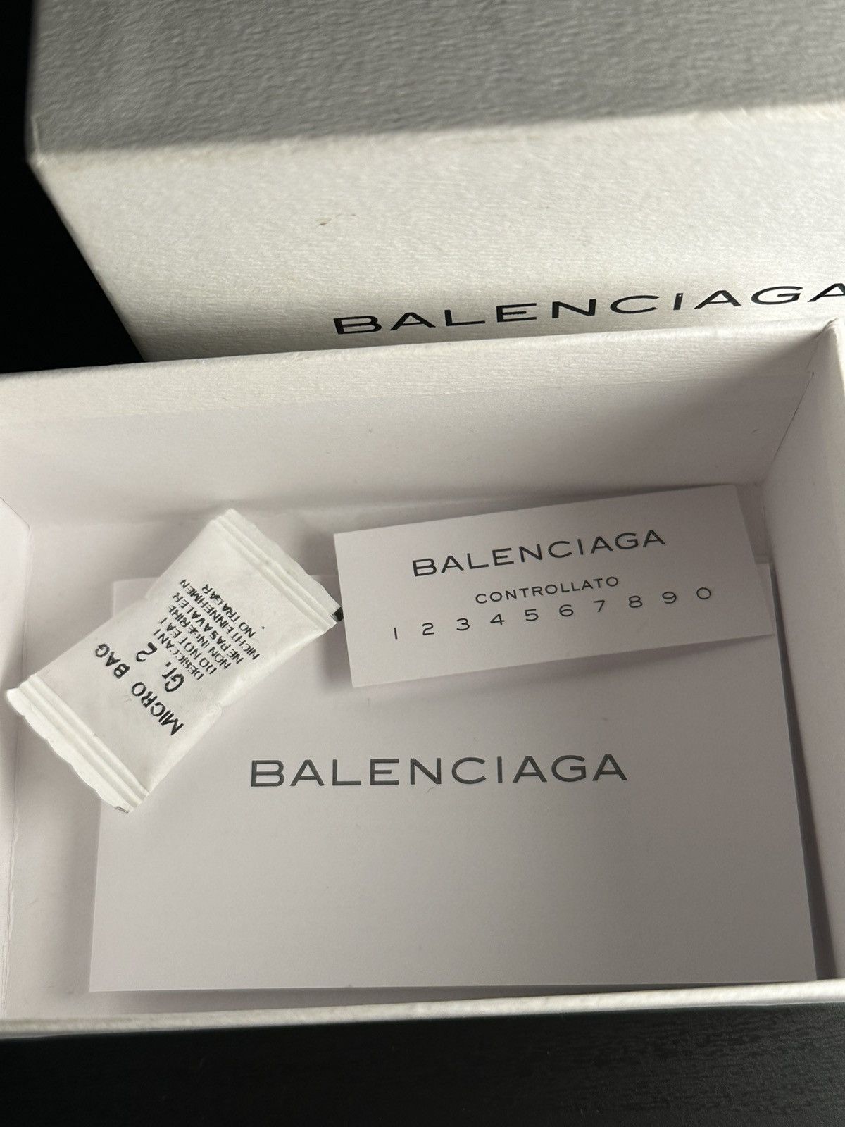 Balenciaga Balenciaga leather cuff Size ONE SIZE - 7 Thumbnail