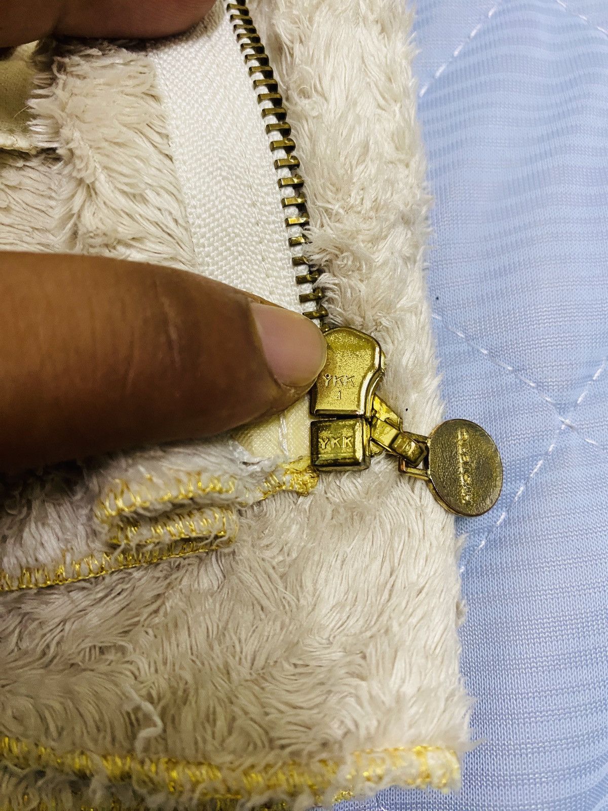 Hypebeast × Hysteric Glamour (L) HYSTERIC GLAMOUR HOODIE FUR JACKET Size XS / US 0-2 / IT 36-38 - 15 Thumbnail