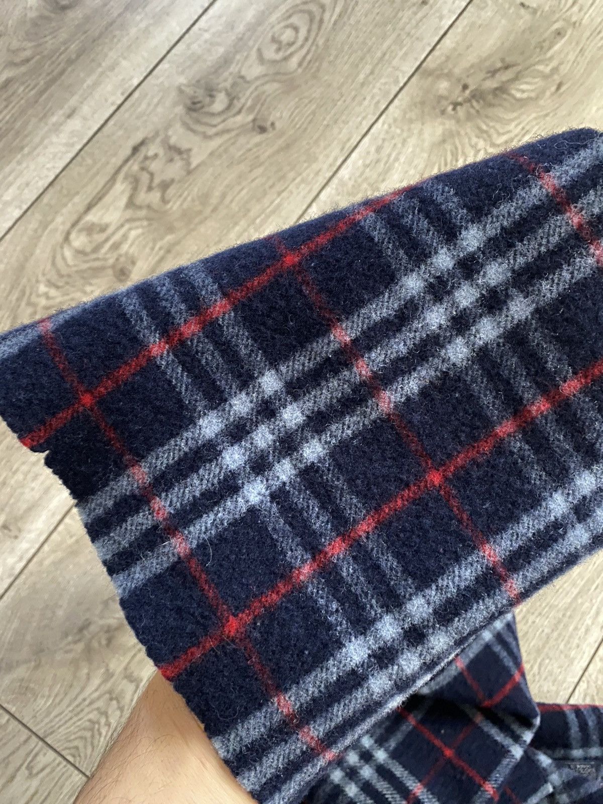 Burberry Vintage Burberrys Scarf Wool Made In England Size ONE SIZE - 6 Thumbnail