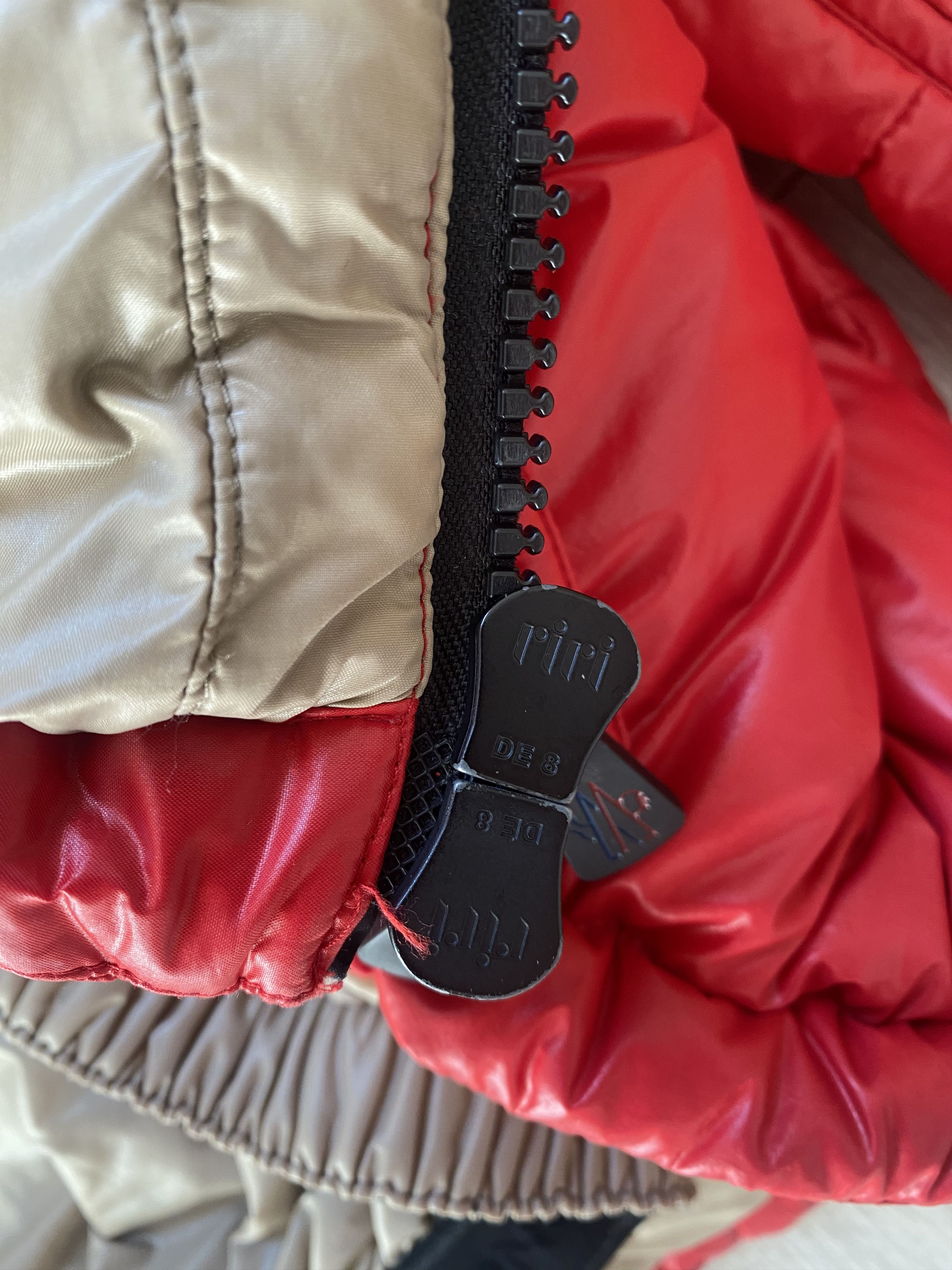 Moncler Moncler Genius Grenoble Arlaz Nylon Down Jacket In Red Size US M / EU 48-50 / 2 - 12 Thumbnail
