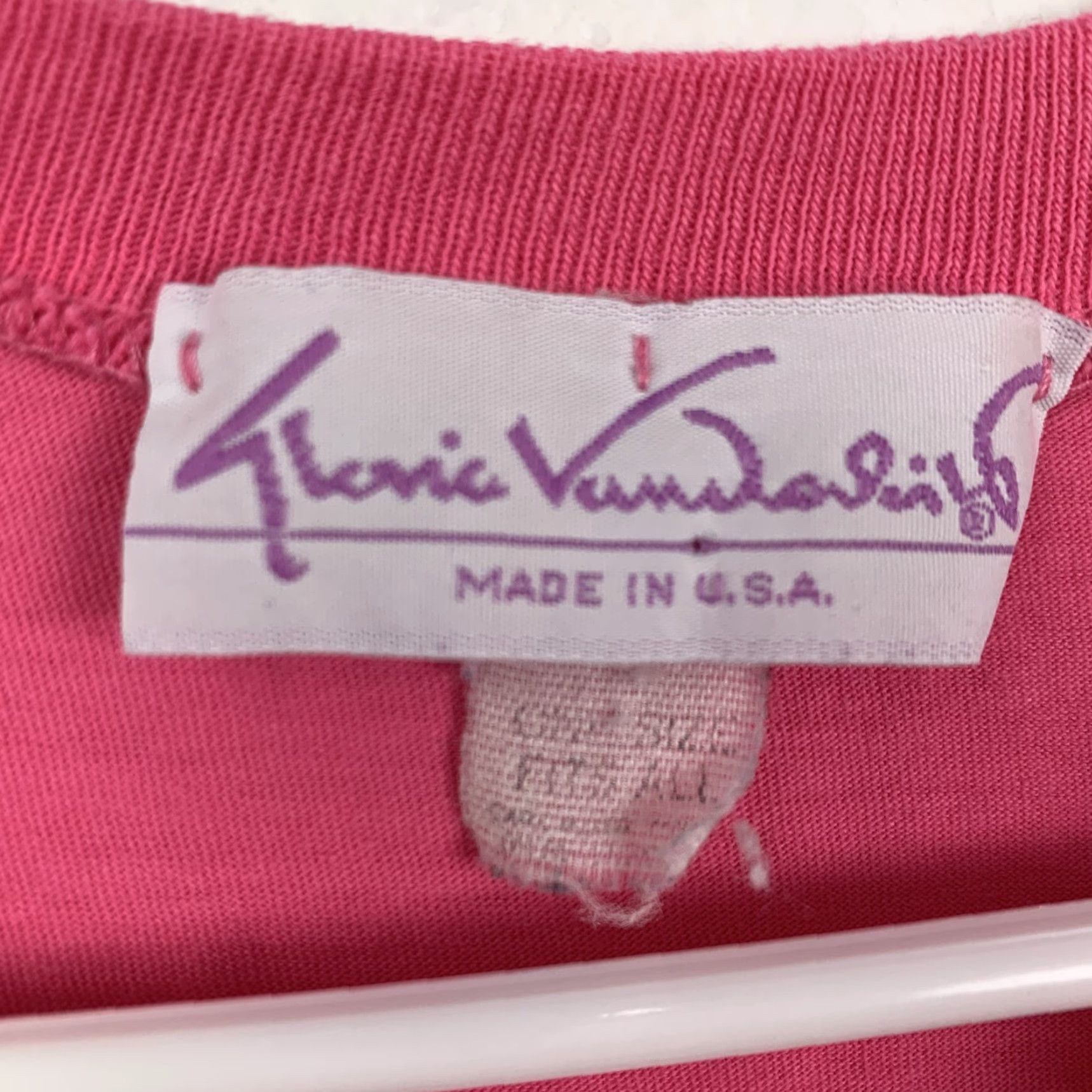 Gloria Vanderbilt VINTAGE Gloria Vanderbilt T-Shirt Shirt Women OSFA Pink Pocket Embroidered Dropped Shoulder Relaxed Fit Knit Cotton Short Sleeve Round Neck XL Size XL / US 12-14 / IT 48-50 - 7 Thumbnail