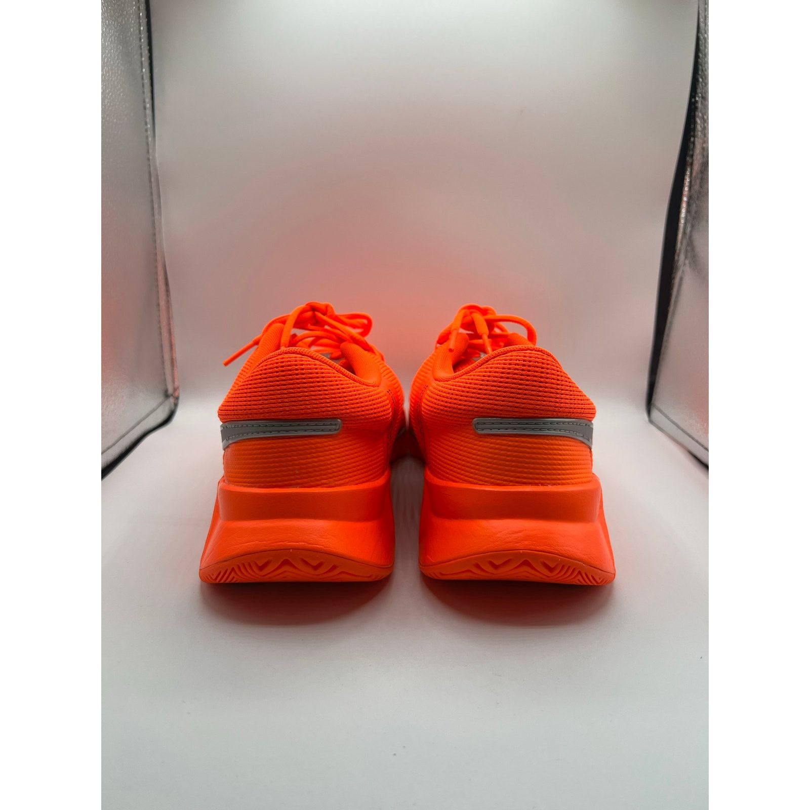 Nike Nike GP Challenge 1 Premium Hard Court Tennis Shoes size 10 Size US 10 / EU 43 - 4 Thumbnail