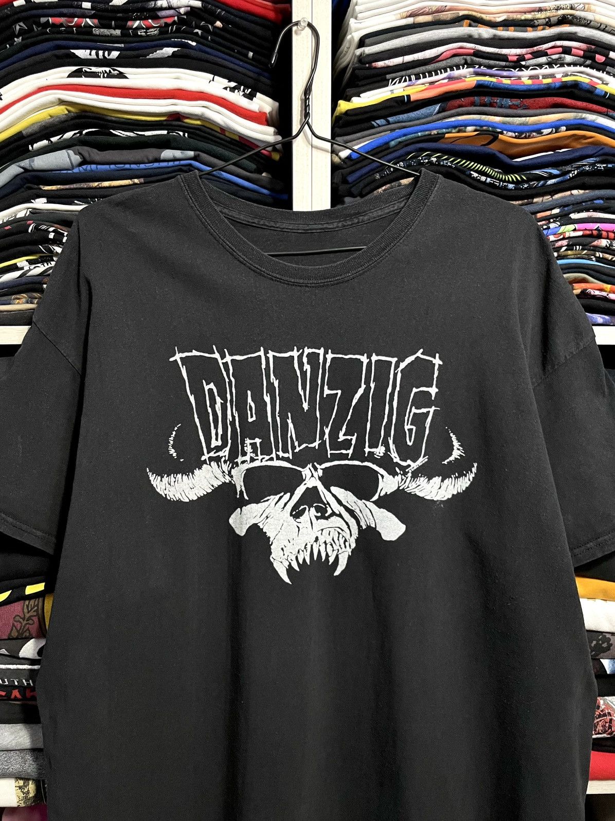 Band Tees Vintage 00s Danzig Heavy Metal Band Misfits Faded T-Shirt Size US XXL / EU 58 / 5 - 2 Thumbnail