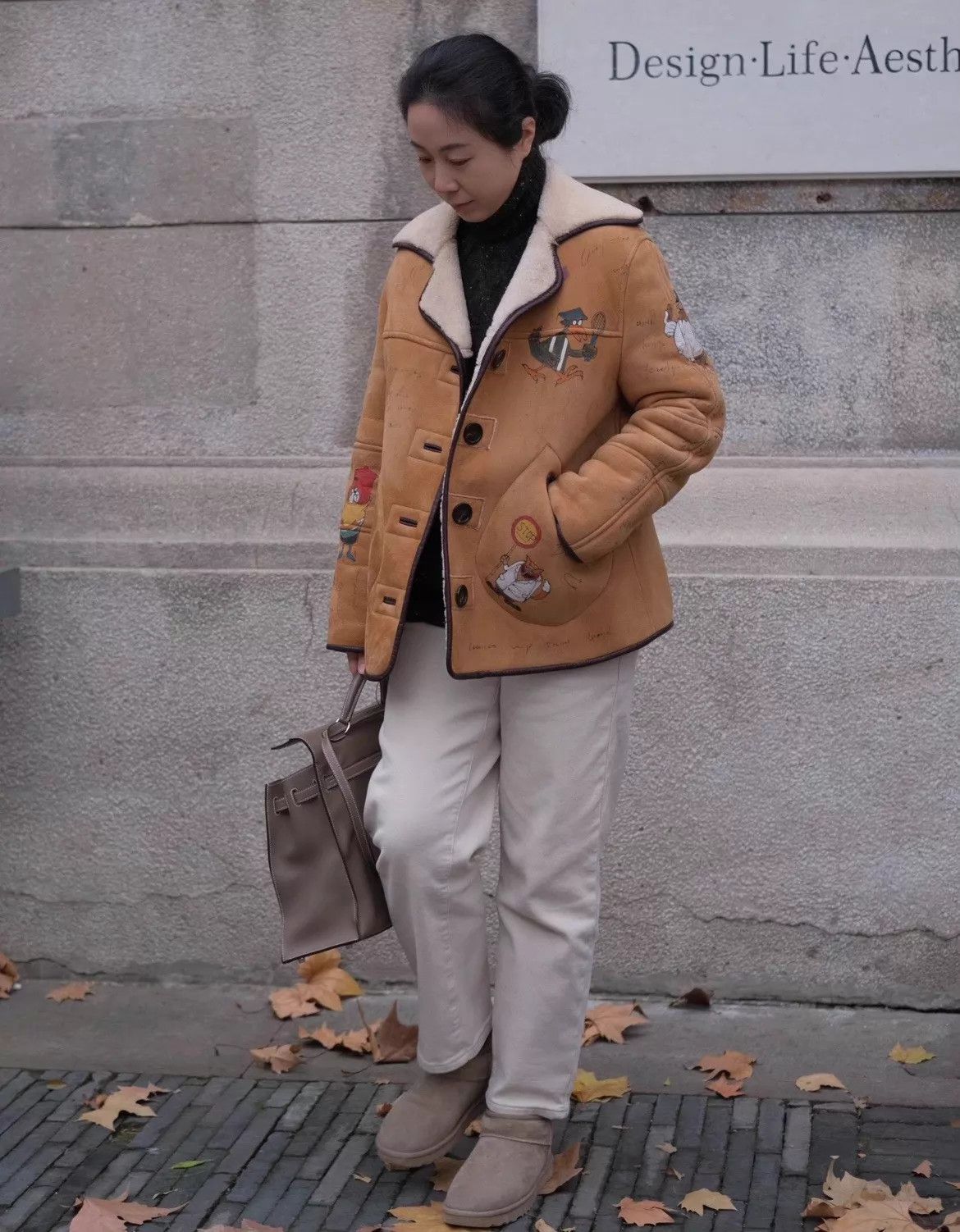 Burberry Burberry Camel Shearling Animal Comic Print Coats 40 Size S / US 4 / IT 40 - 8 Thumbnail