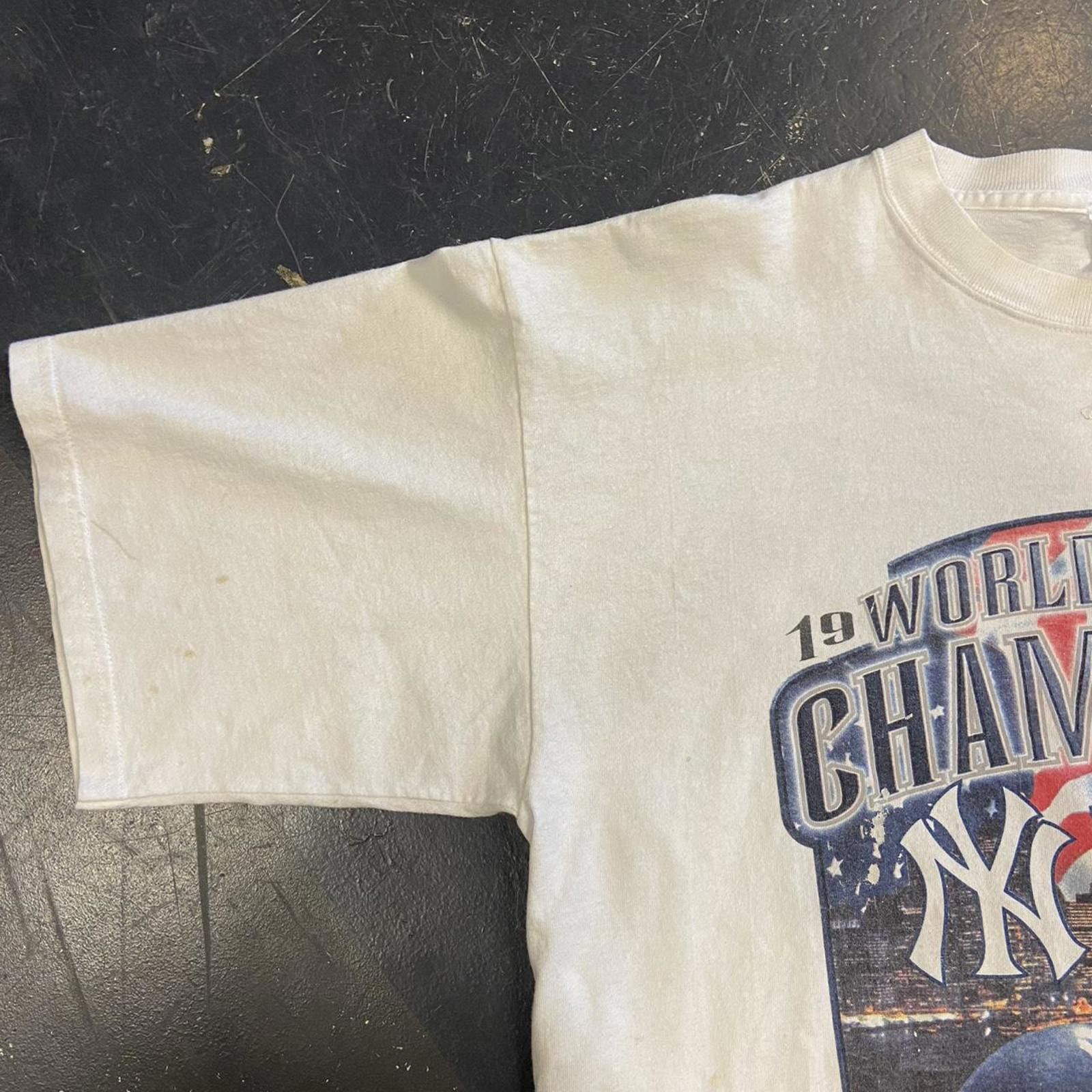 Starter Vintage 1998 Starter New York Yankees Championship Tee Size US XL / EU 56 / 4 - 3 Thumbnail
