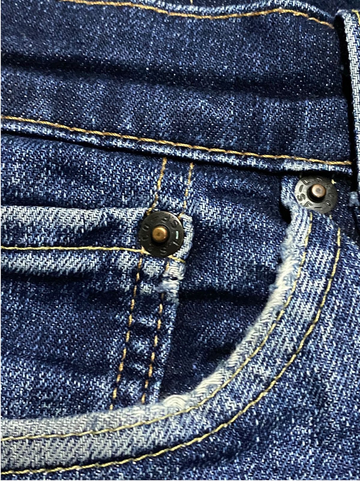 Levi's Levis Vietnam Big E Blue Faded Wash Distressed Loose Jeans Size US 33 - 7 Thumbnail
