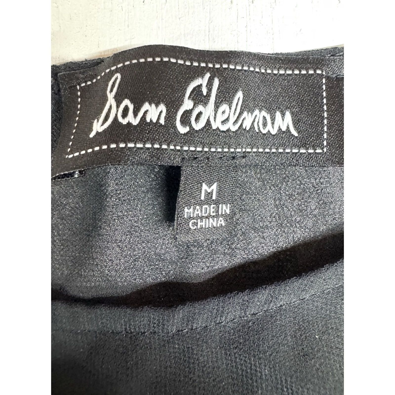 Sam Edelman Sam Edelman Shift Dress M Sleeveless Black Round Neck Geometric Jewel Multicolored Lined Short Dress Button Keyhole Neck Size M / US 6-8 / IT 42-44 - 2 Thumbnail