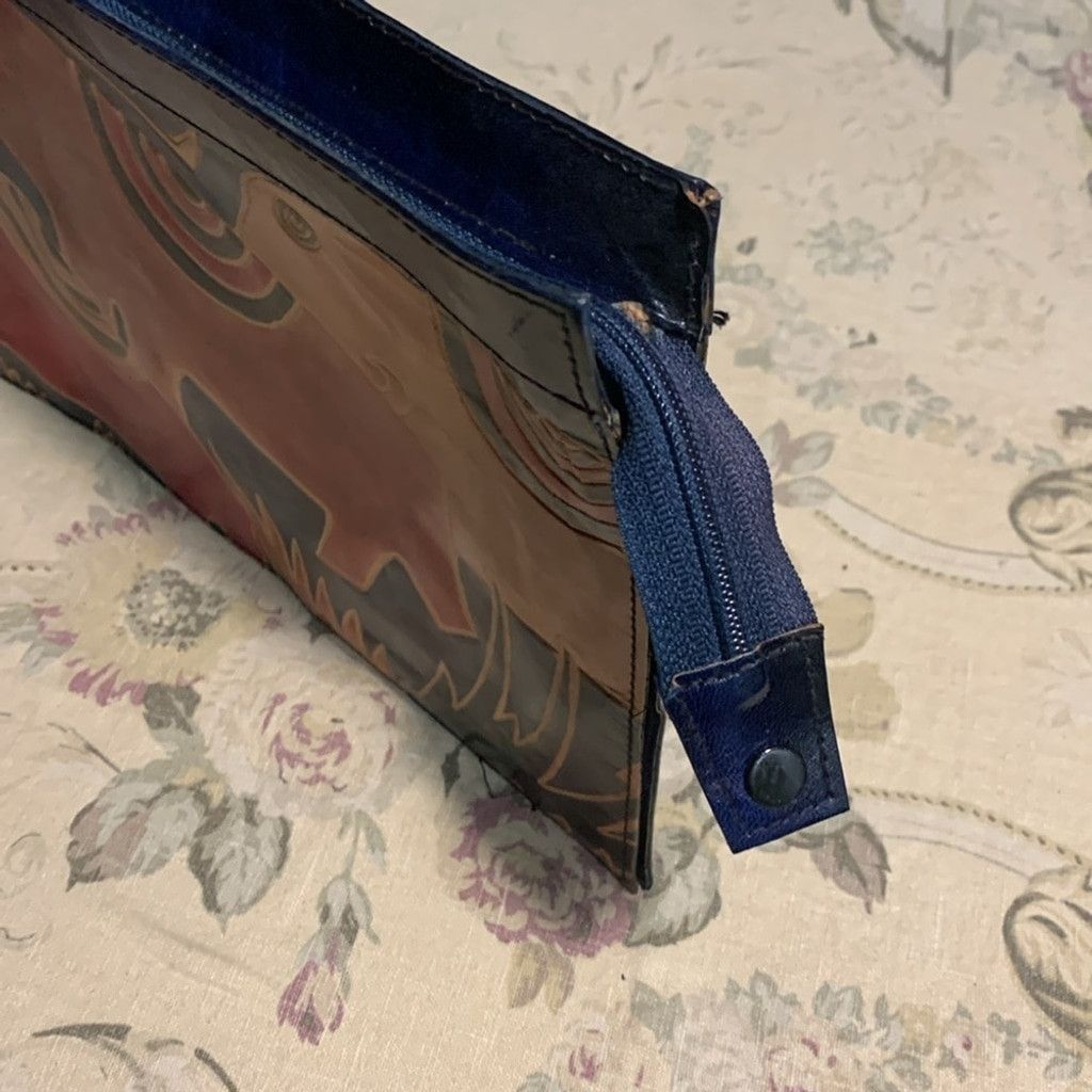 Other Leather elephant clutch bag zipper Size ONE SIZE - 5 Thumbnail