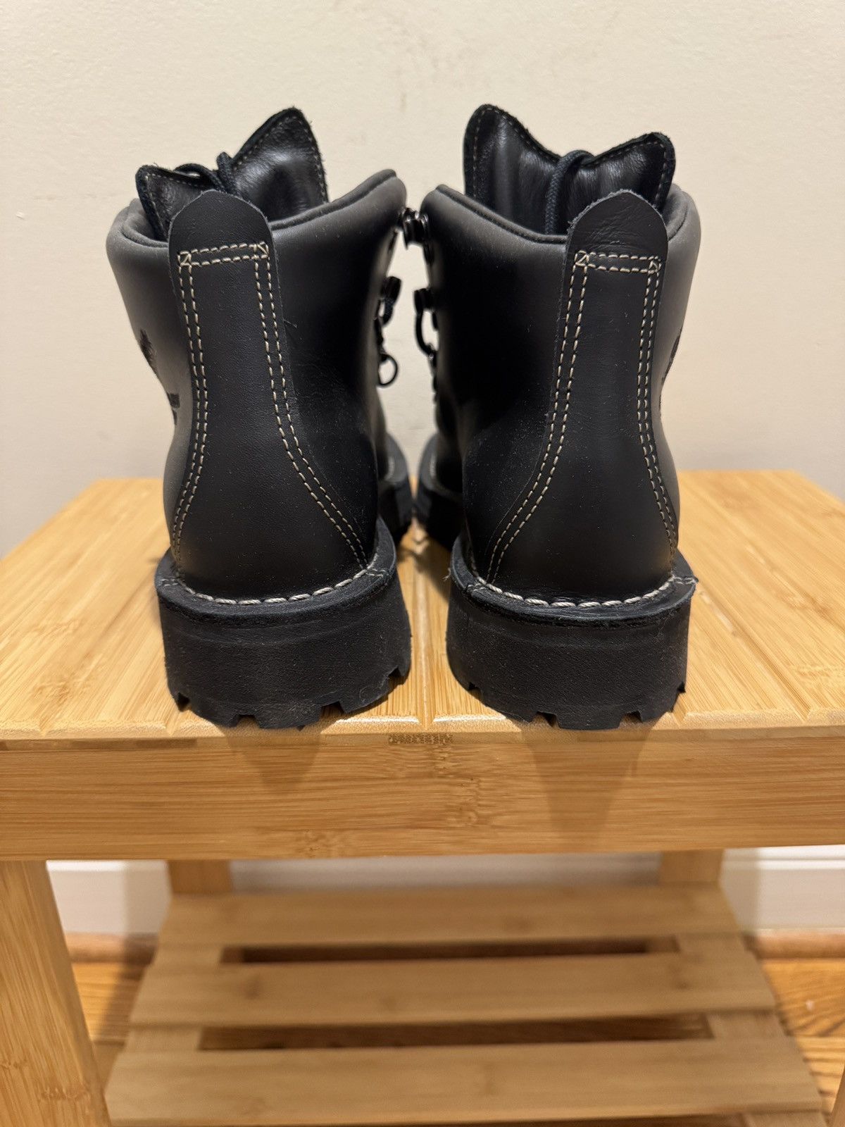 Danner Danner Mountain Light II Black Gore-Tex BNIB 6.5EE Size US 6.5 / EU 39-40 - 6 Thumbnail