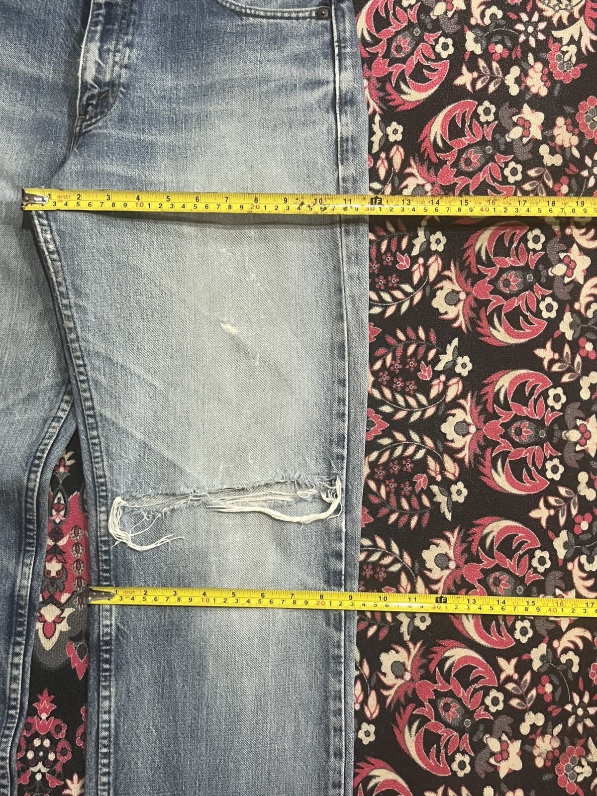 Levi's Vintage Y2K Levi’s 509 Blue Faded Washed Distressed Jeans Size US 32 / EU 48 - 14 Thumbnail
