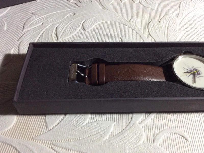 Designer Unknown bee dial brown leather strap watch Size ONE SIZE - 3 Thumbnail