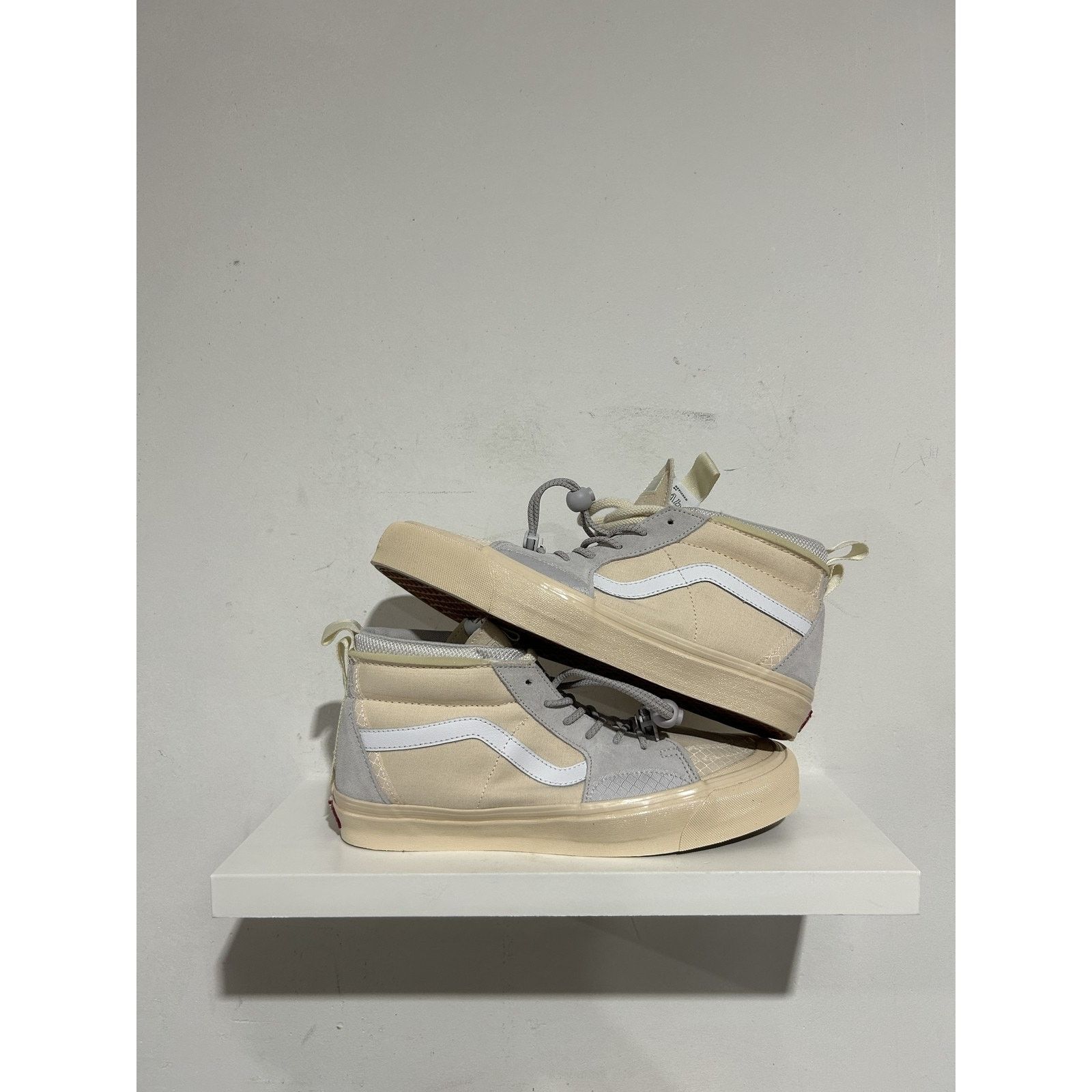Vans VANS SK8-HI EXT ADVISORY BOARD CRYSTALS ECRU SIZE 10.5 NEW Size US 10.5 / EU 43-44 - 1 Thumbnail