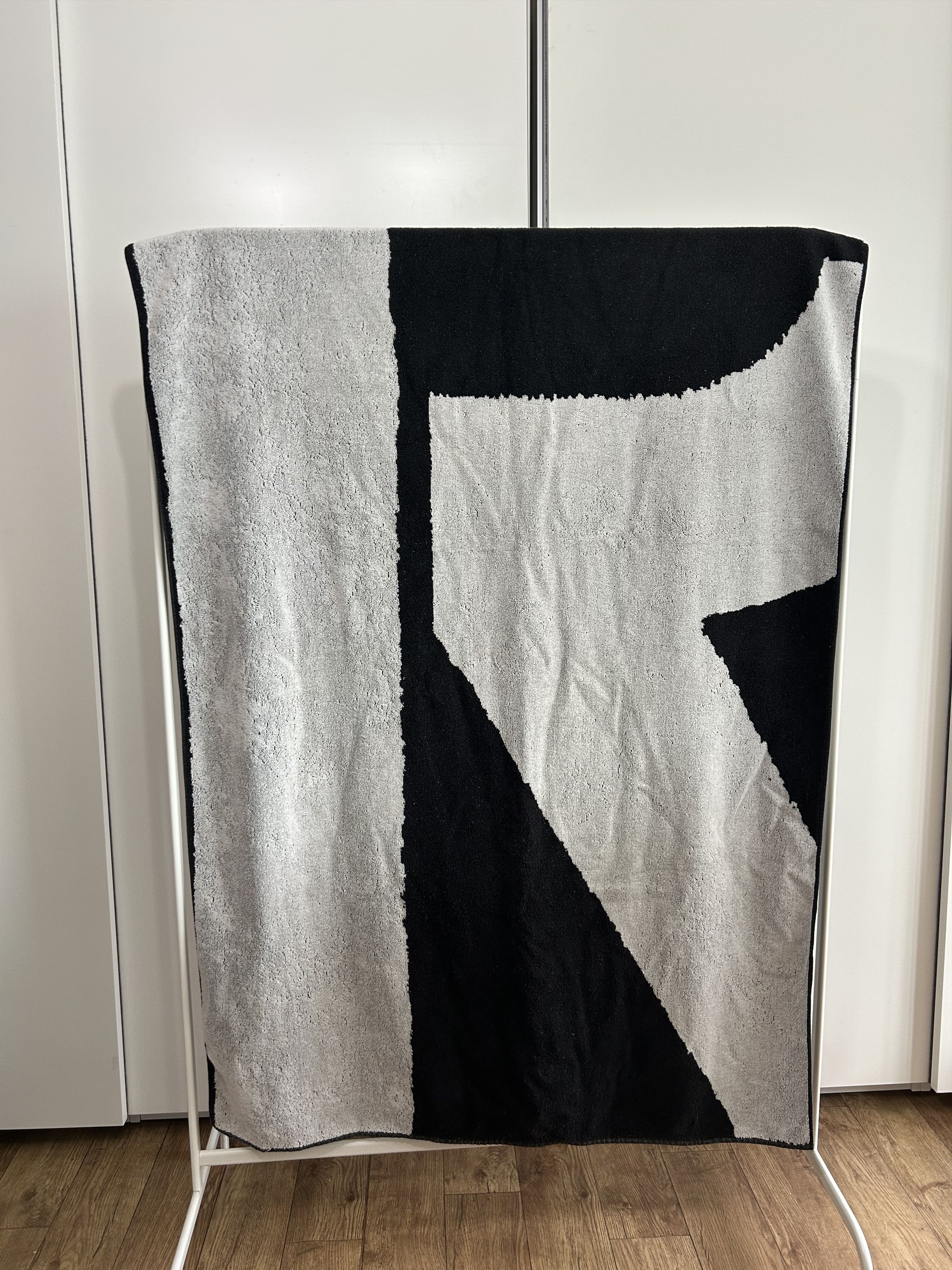 Raf Simons RAF SIMONS Limited Edition Beach Towel (2009) Size ONE SIZE - 2 Thumbnail