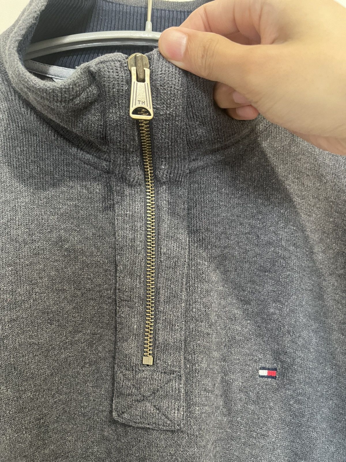 Tommy Hilfiger TOMMY HILFIGER HALF ZIP SWEATER Size US L / EU 52-54 / 3 - 3 Thumbnail