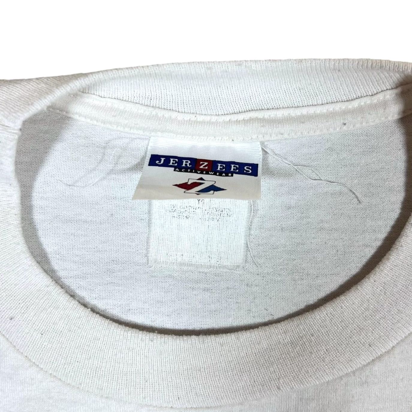Jerzees VINTAGE Jerzees A MOTHER'S LOVE MEANS SEW MUCH Graphic T-Shirt XL White Mens Shirt Size US XL / EU 56 / 4 - 4 Thumbnail