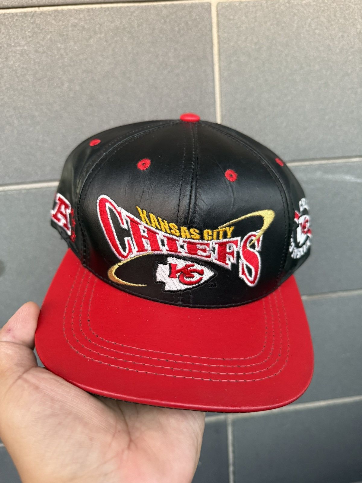 NFL Vintage kansas city chiefs genuine leather hat Size ONE SIZE - 1 Thumbnail