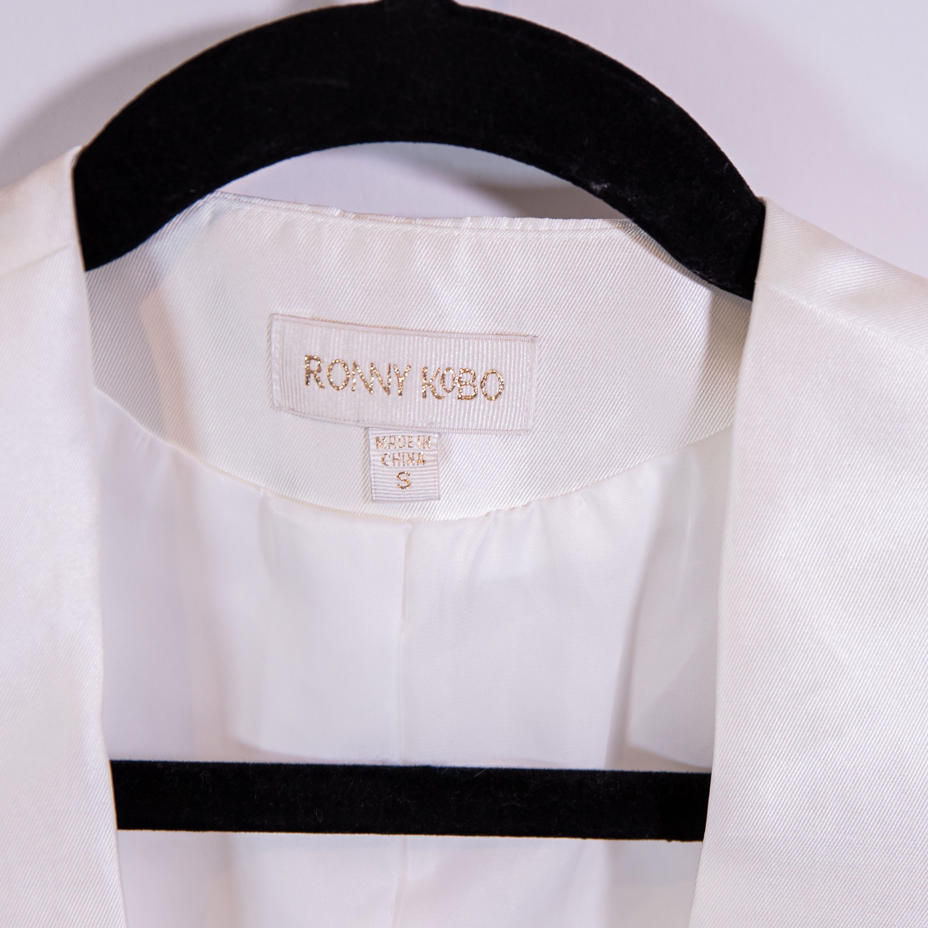 Ronny Kobo NEW Ronny Kobo Foxy Sateen V Neck Size S / US 4 / IT 40 - 2 Thumbnail
