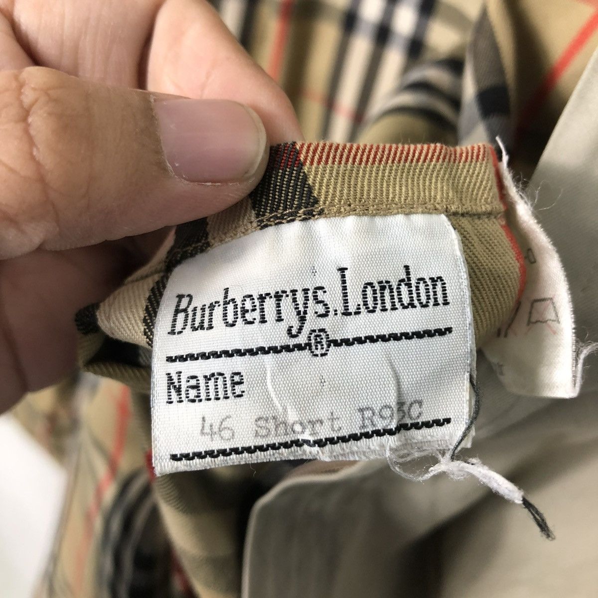 Burberry 🔥VINTAGE LONG JACKET BURBERRYS NOVA CHECK MADE IN ENGLAND Size US M / EU 48-50 / 2 - 22 Thumbnail