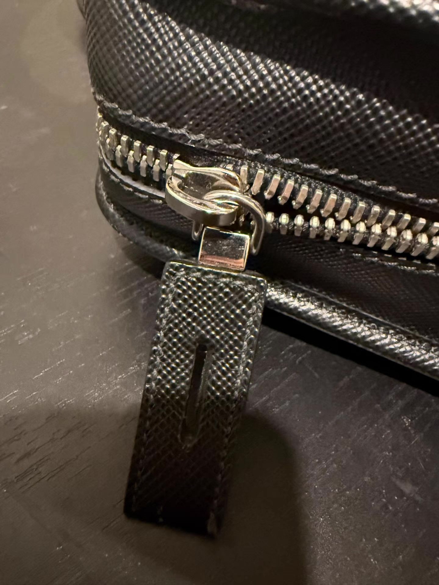 Prada Prada black saffiano leather briefcasetop handle style Ｑ20 Size 38 - 4 Thumbnail