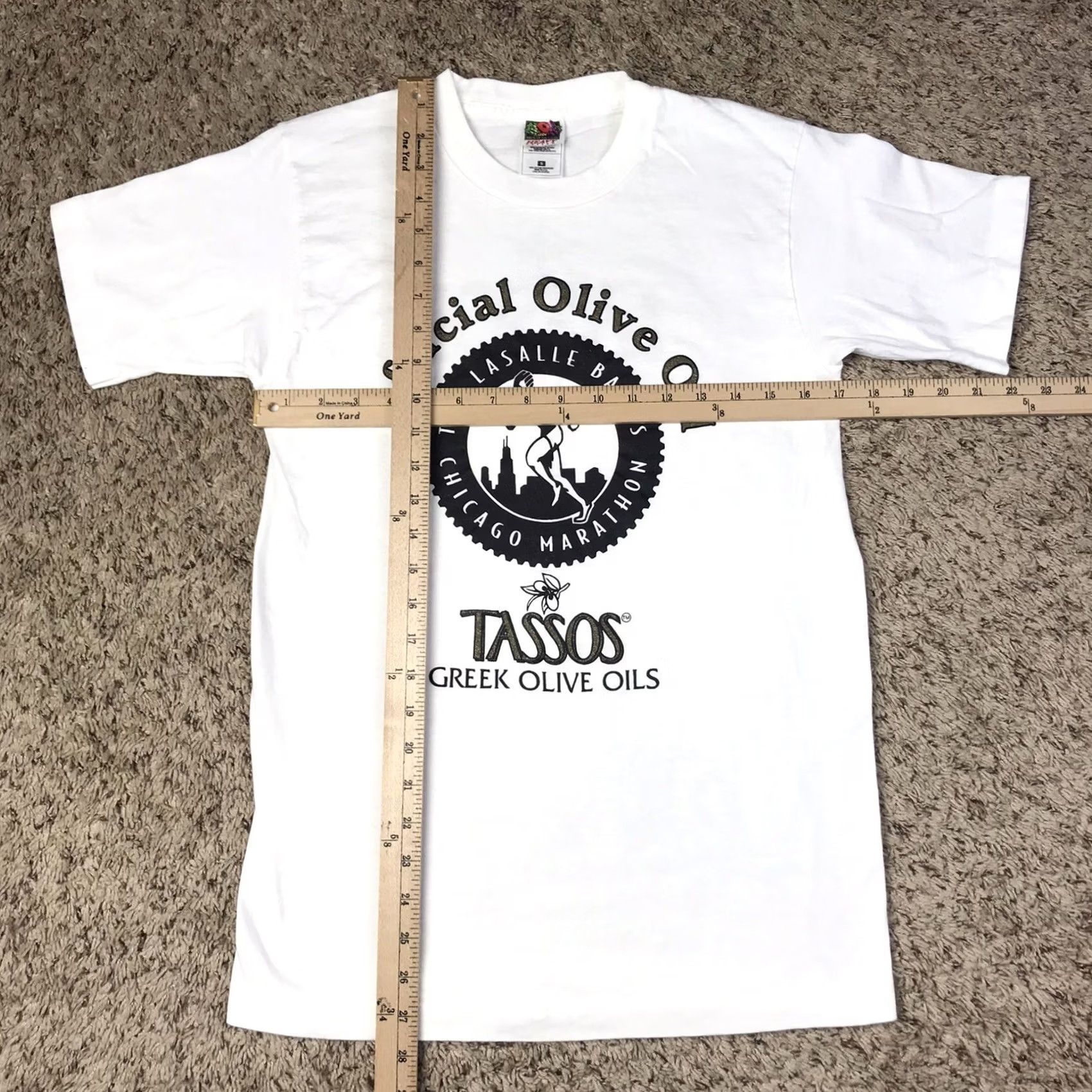 Fruit Of The Loom VINTAGE Chicago Marathon Graphic Tee T-Shirt Small White 100% Cotton Men Size US S / EU 44-46 / 1 - 7 Thumbnail