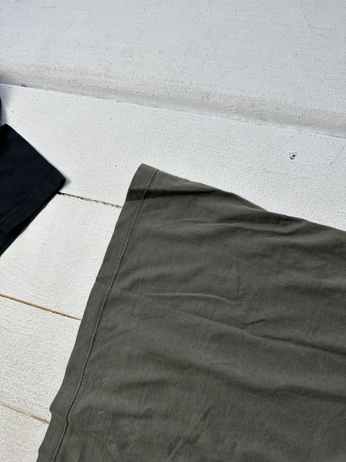 Diesel CRAZY🚨 DIESEL AVANT GARDE Y2K POCKET T-SHIRT MEN Size US M / EU 48-50 / 2 - 13 Thumbnail
