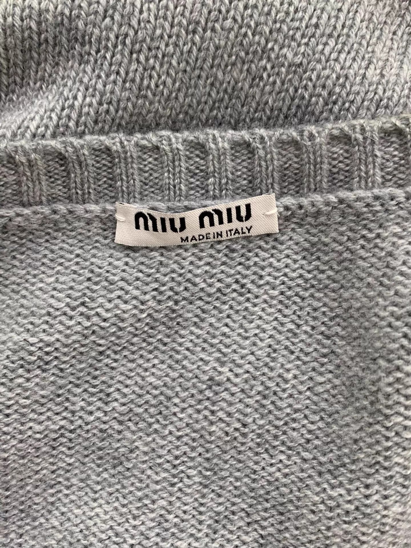 Miu Miu MIU MIU Gray Ruffled Cashmere Knit Cardigan Size 38 New Size XS / US 0-2 / IT 36-38 - 4 Thumbnail