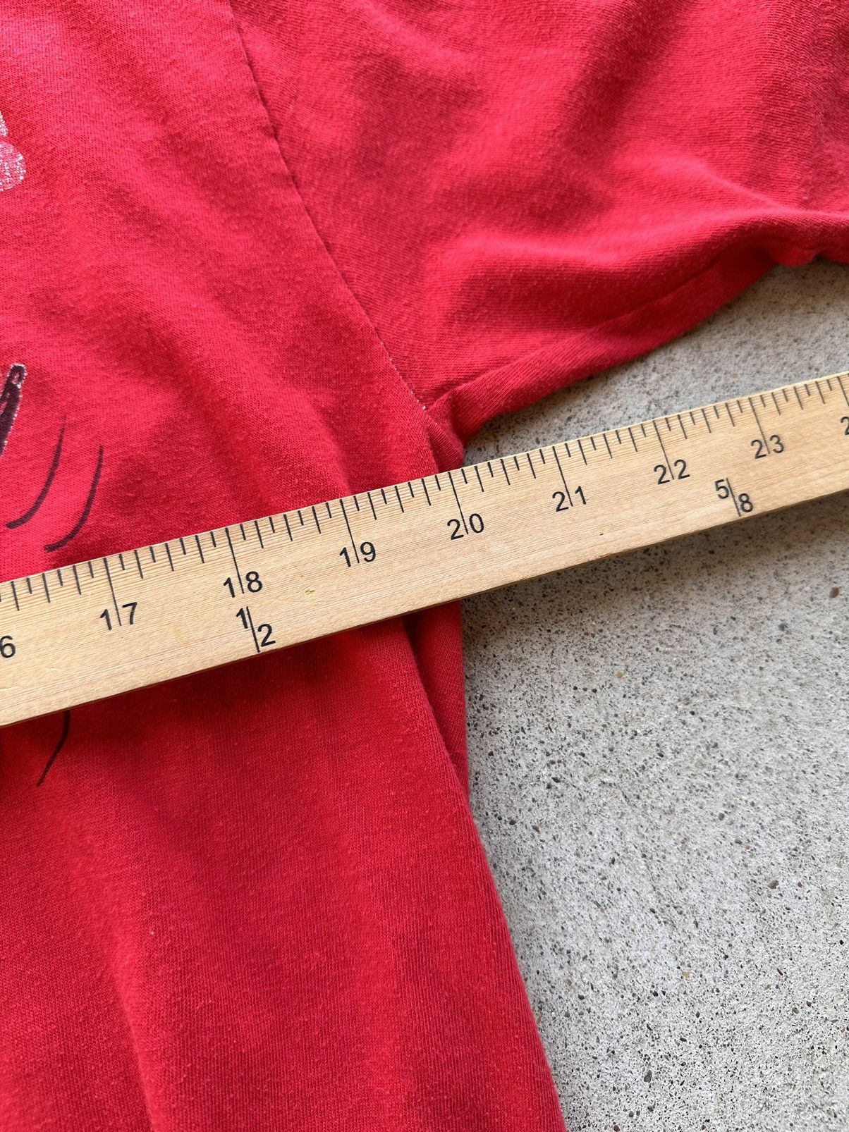 Peanuts × Vintage Vintage Knotts Berry Farm Snoopy T-rex M Red Single Stitch Size US M / EU 48-50 / 2 - 6 Thumbnail