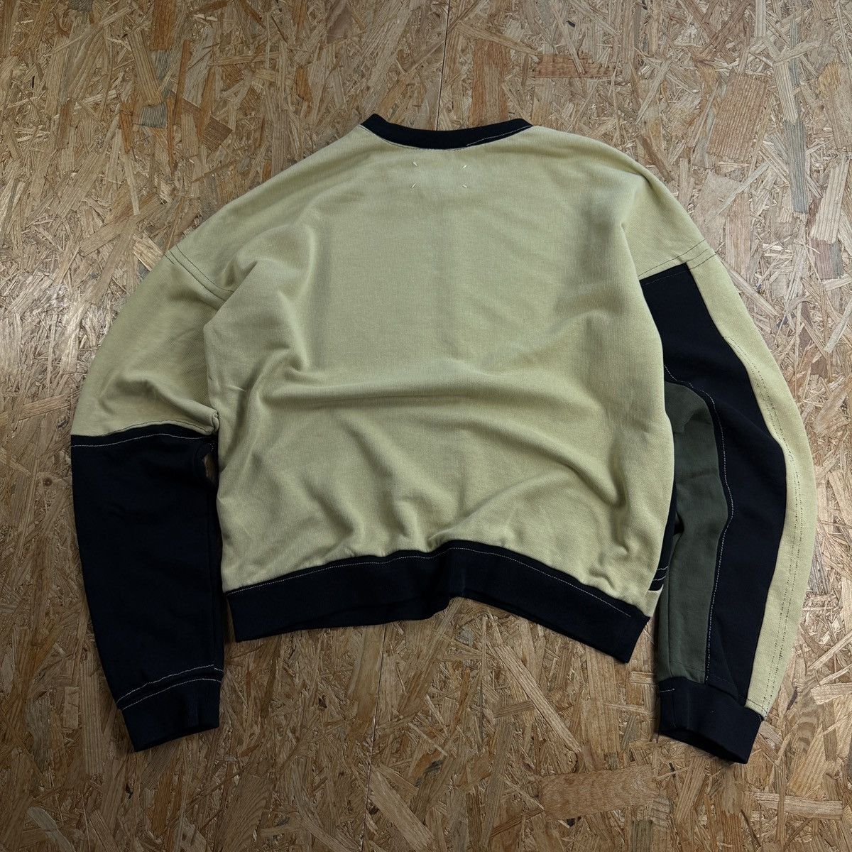Maison Margiela Maison Margiela a/w 2017 reworked patchwork sweatshirt Size US M / EU 48-50 / 2 - 6 Thumbnail