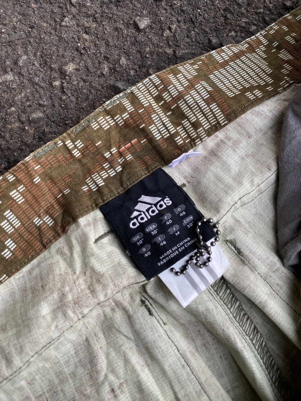 Adidas 00s Vintage Adidas Digital Camouflage Cargo Pant Size US 32 / EU 48 - 15 Thumbnail