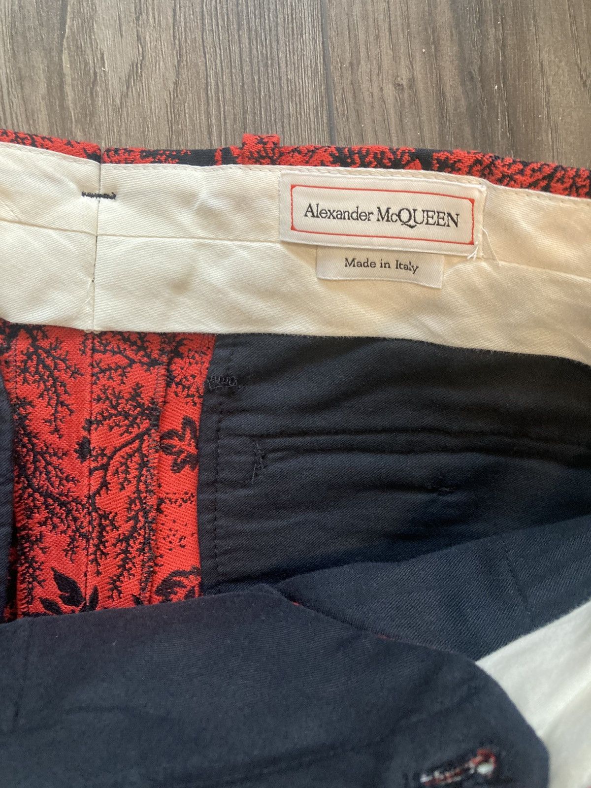 Alexander McQueen Mcqueen Red Ivy Creeper Trousers Size US 30 / EU 46 - 3 Thumbnail