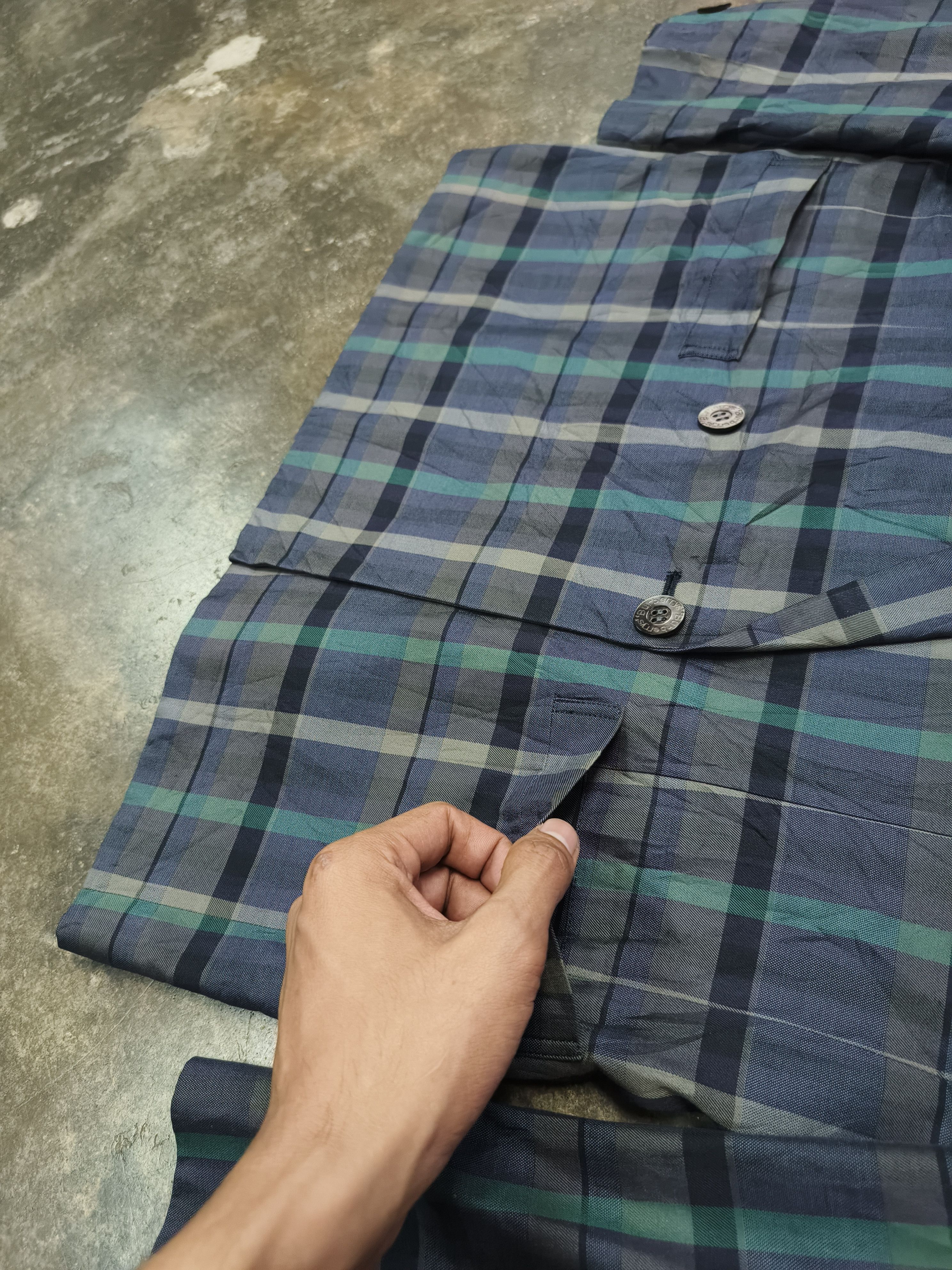Burberry Prorsum VTG BURBERRYS PLAID DOUBLE BREASTED BLAZER COAT Size M / US 6-8 / IT 42-44 - 2 Thumbnail