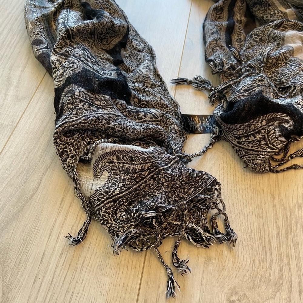 Designer Black and Grey Scarf Size ONE SIZE - 4 Thumbnail