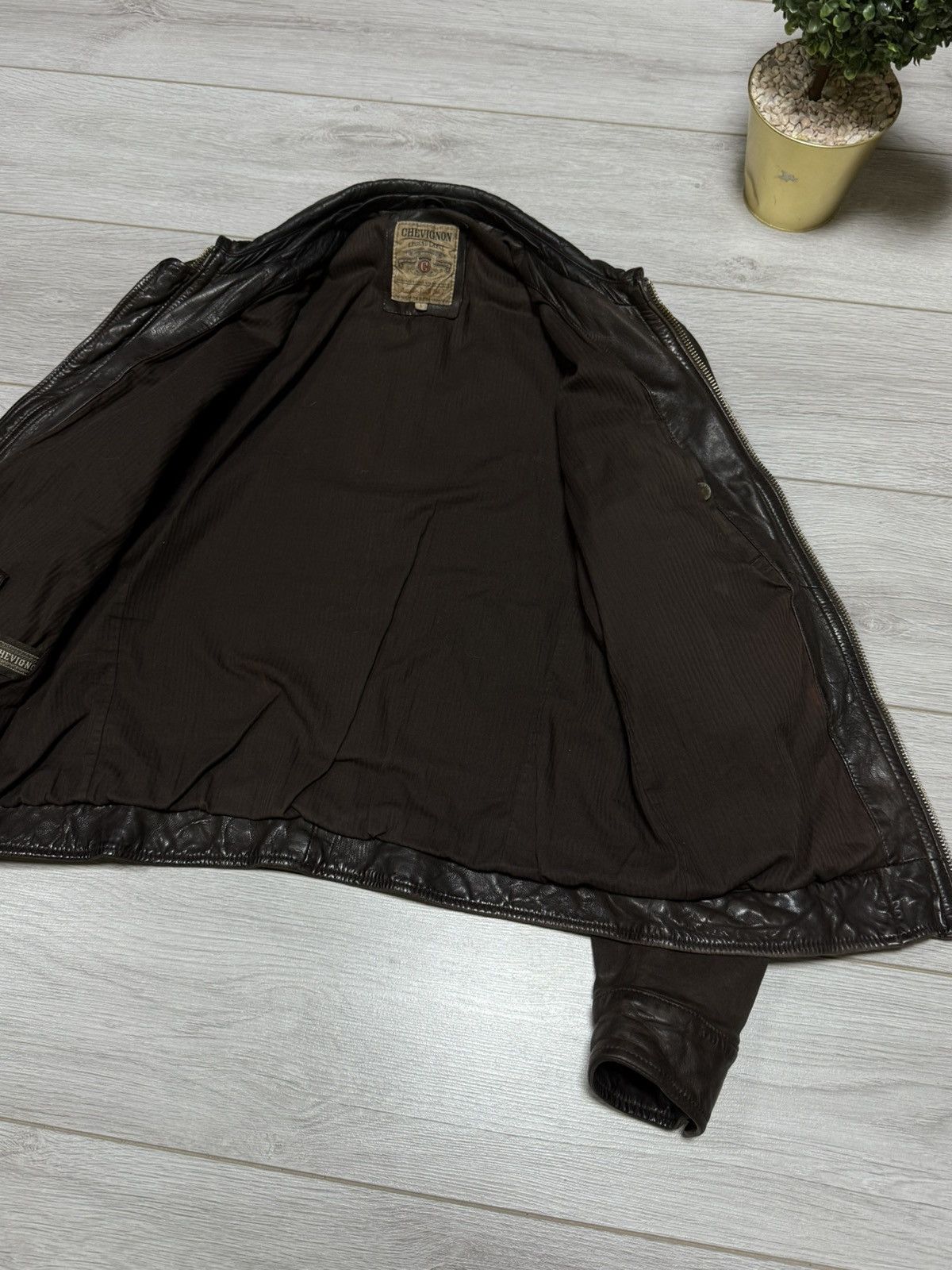 Chevignon Chevignon leather jacket zip vintage Size US L / EU 52-54 / 3 - 11 Thumbnail