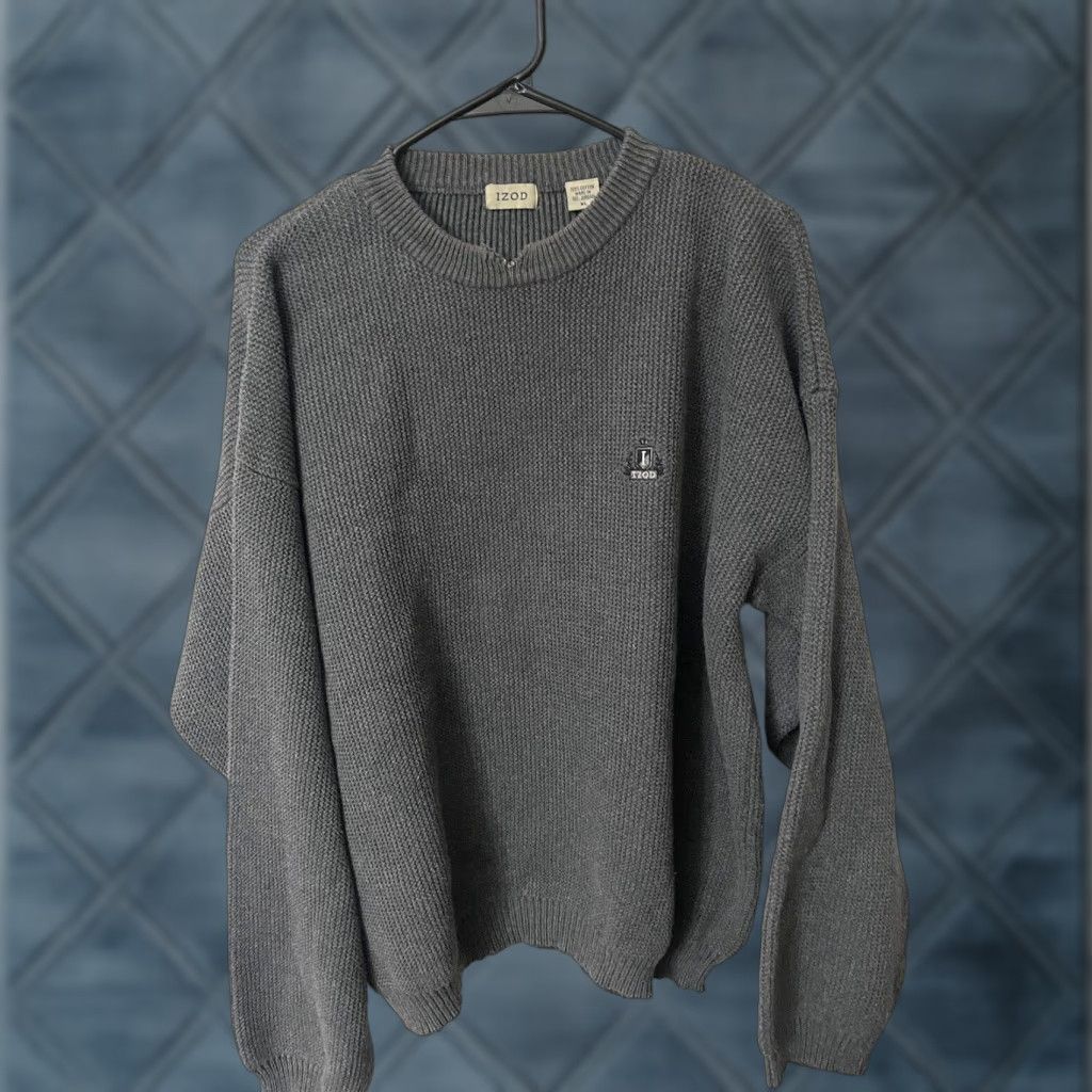 Izod VINTAGE IZOD Sweatshirt Mens XL Gray Knit Crew Neck Pullover Flaw (Small) - Men’s, Regular Fit, Heavyweight, Soft Knit, Golf/Hiking, Fall/Winter Size US XL / EU 56 / 4 - 1 Thumbnail