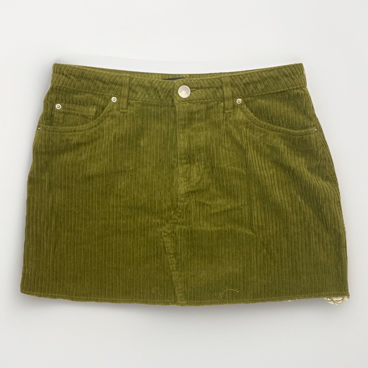 Bdg BDG Green Corduroy Mini Raw Hem Skirt Womens Medium Size 30" / US 8 / IT 44 - 1 Thumbnail