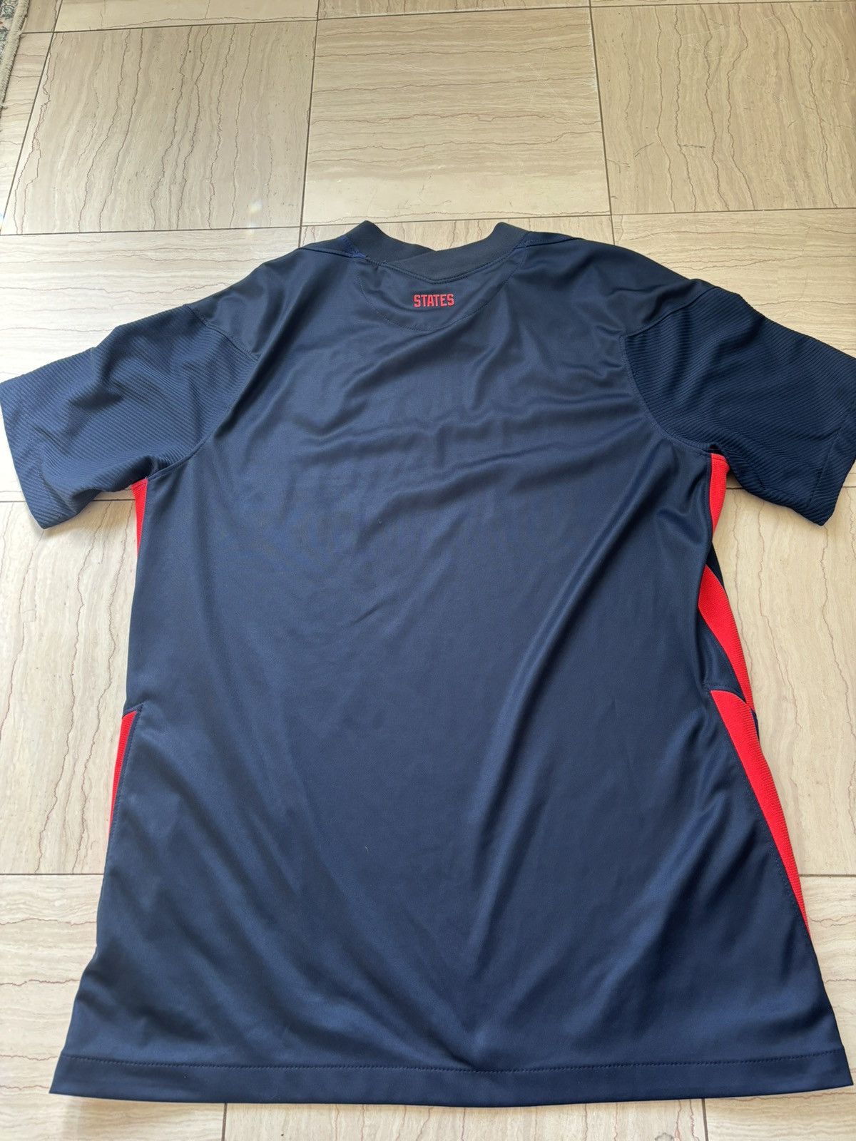 Nike UNITED STATES MENS USMNT 2020 AWAY FOOTBALL JERSEY Size US M / EU 48-50 / 2 - 2 Thumbnail