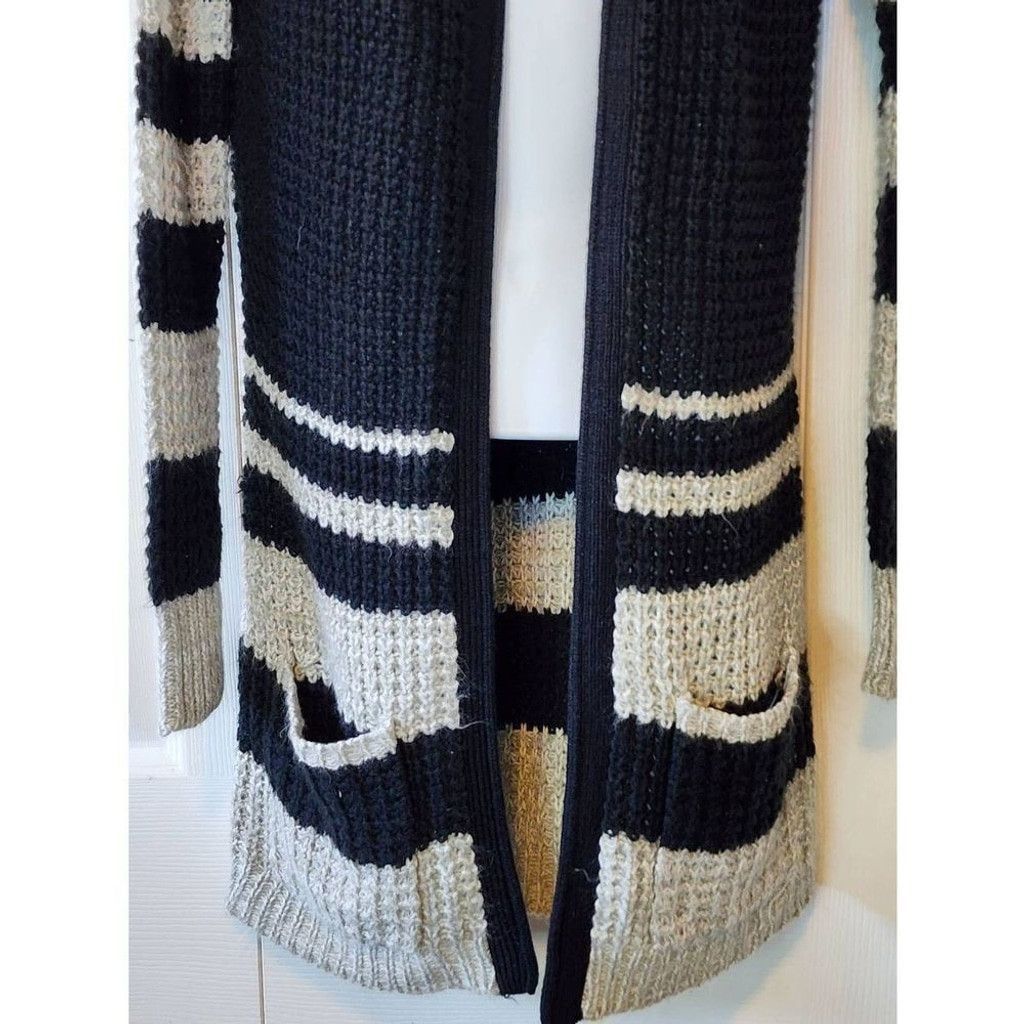 Other RUE 21 Black and Gray Sweater Size XS / US 0-2 / IT 36-38 - 3 Thumbnail