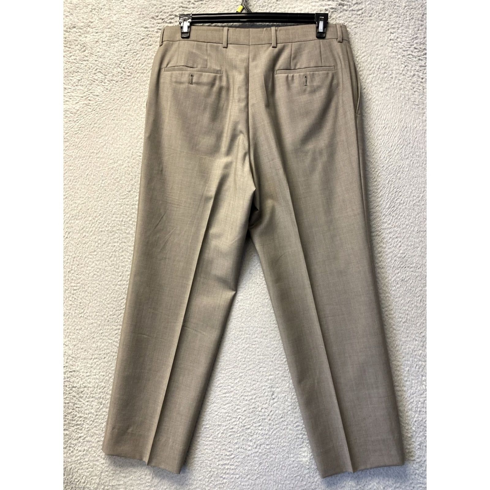 Hugo Boss HUGO BOSS Dress Pants Men’s Size 36 Light Brown Flat Front Wool 30 Inseam Dry Clean Only Regular Pants Mens Size US 36 / EU 52 - 6 Thumbnail
