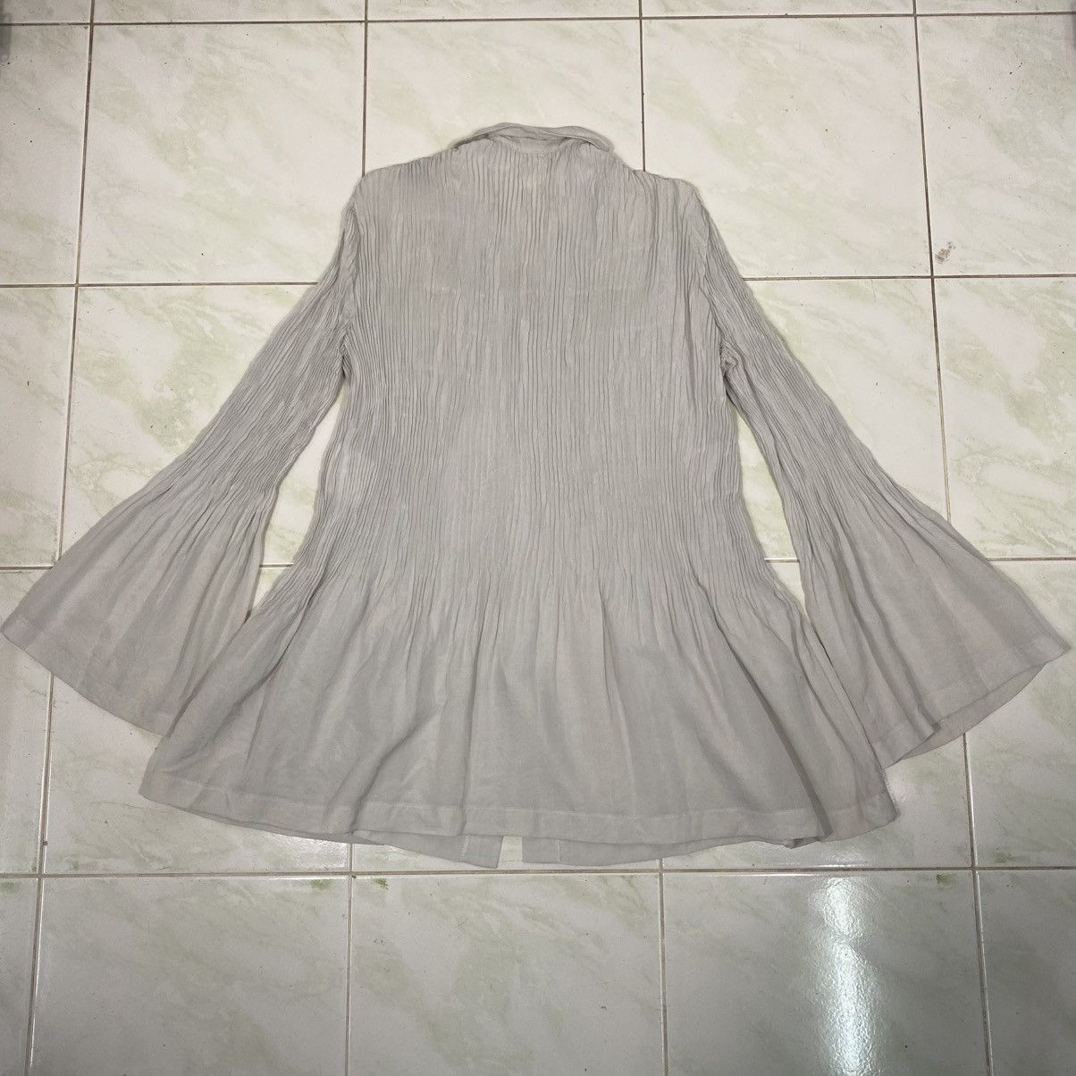 Comme des Garcons 🔥VINTAGE TRICOT COMME DES GARCONS PLEATED BUTTON BLOUSE Size M / US 6-8 / IT 42-44 - 12 Thumbnail