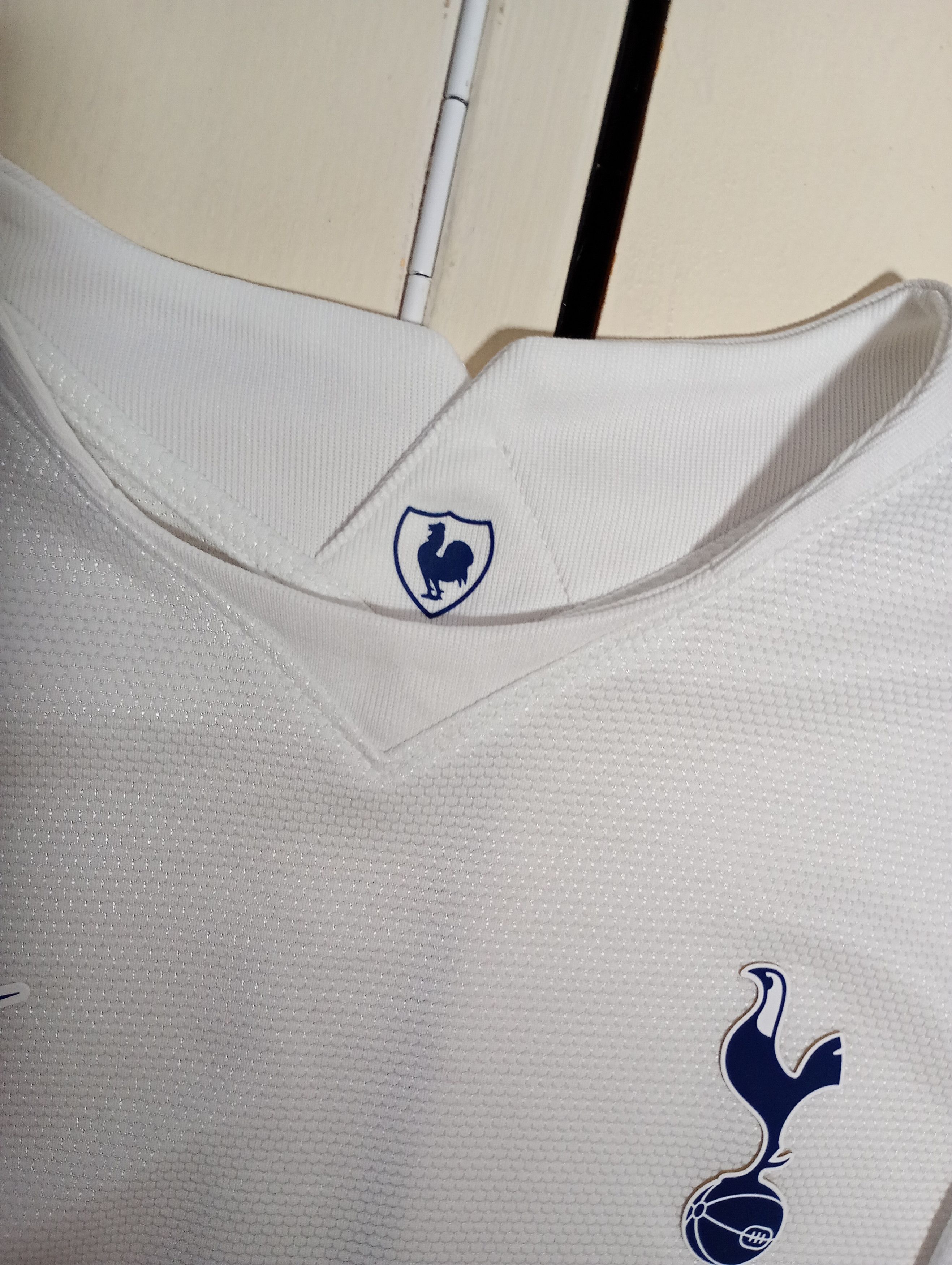Nike Nike Tottenham Hotspur Home Jersey 2021-2022 kids size XL Size US XS / EU 42 / 0 - 9 Thumbnail