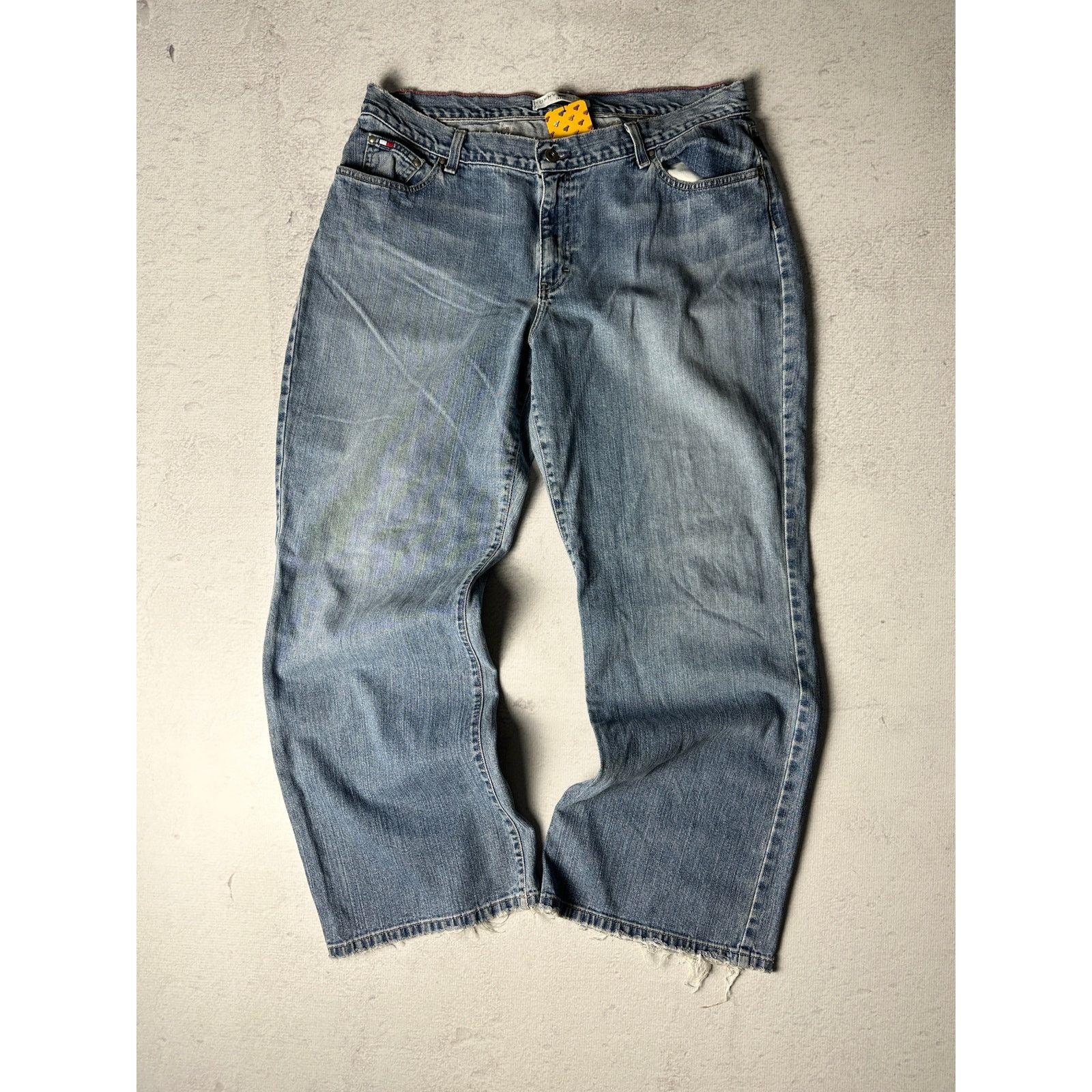 Tommy Hilfiger Vintage Tommy Hilfiger Jeans For Women - 36W x 31L Size Size US 36 / EU 52 - 1 Thumbnail