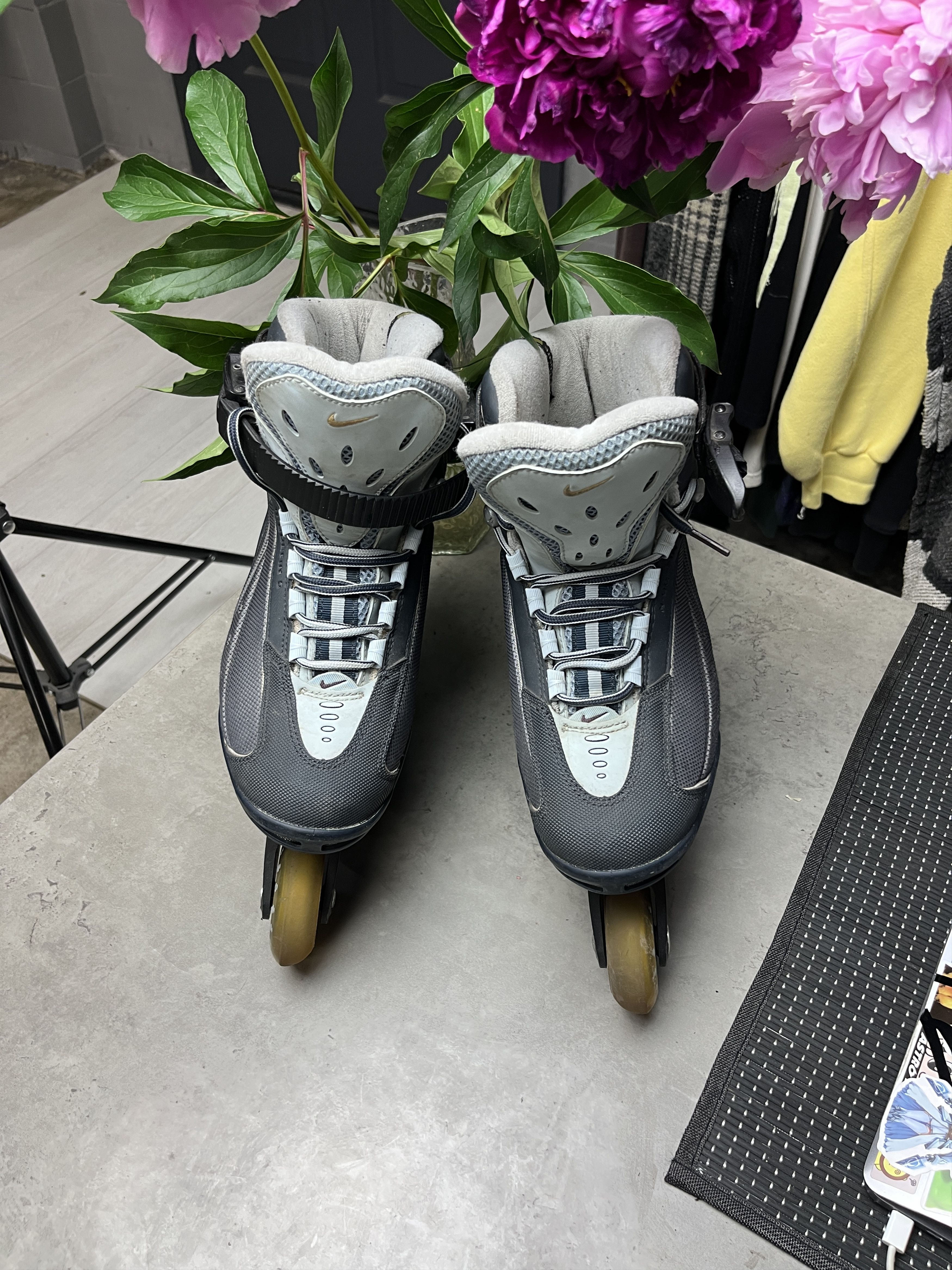 Nike 2000s VINTAGE NIKE COMP LITE SKATES ROLLERBLADES - 5108 Size US 6 / EU 39 - 4 Thumbnail