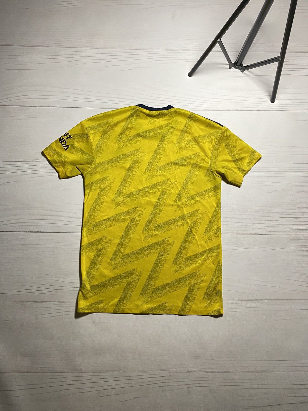 Adidas Adidas Arsenal 2019/20 away soccer football worn jersey Size US S / EU 44-46 / 1 - 2 Thumbnail