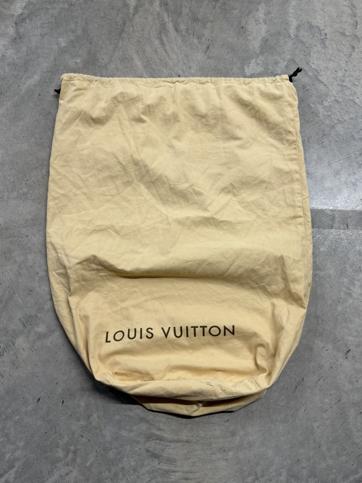Louis Vuitton Louis Vuitton Epi Leather Duffle Bag Size ONE SIZE - 23 Thumbnail