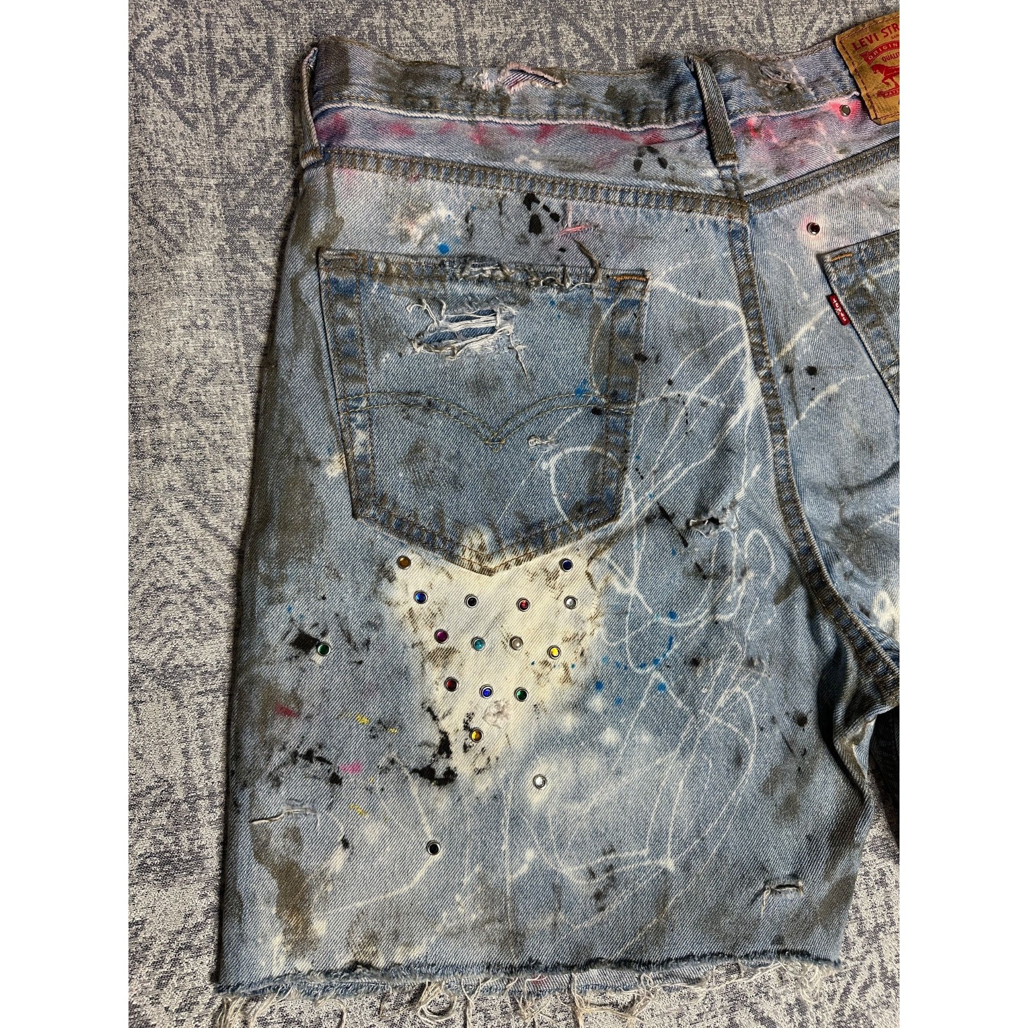 Levi's Custom Embellished Distressed Paint Stained dyed treated Lev Size US 33 - 7 Thumbnail