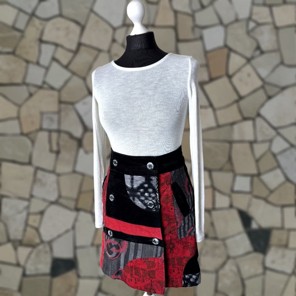 Desigual Desigual Skirt womens Size 34 Black Size 24" / US 00 / IT 34 - 1 Thumbnail