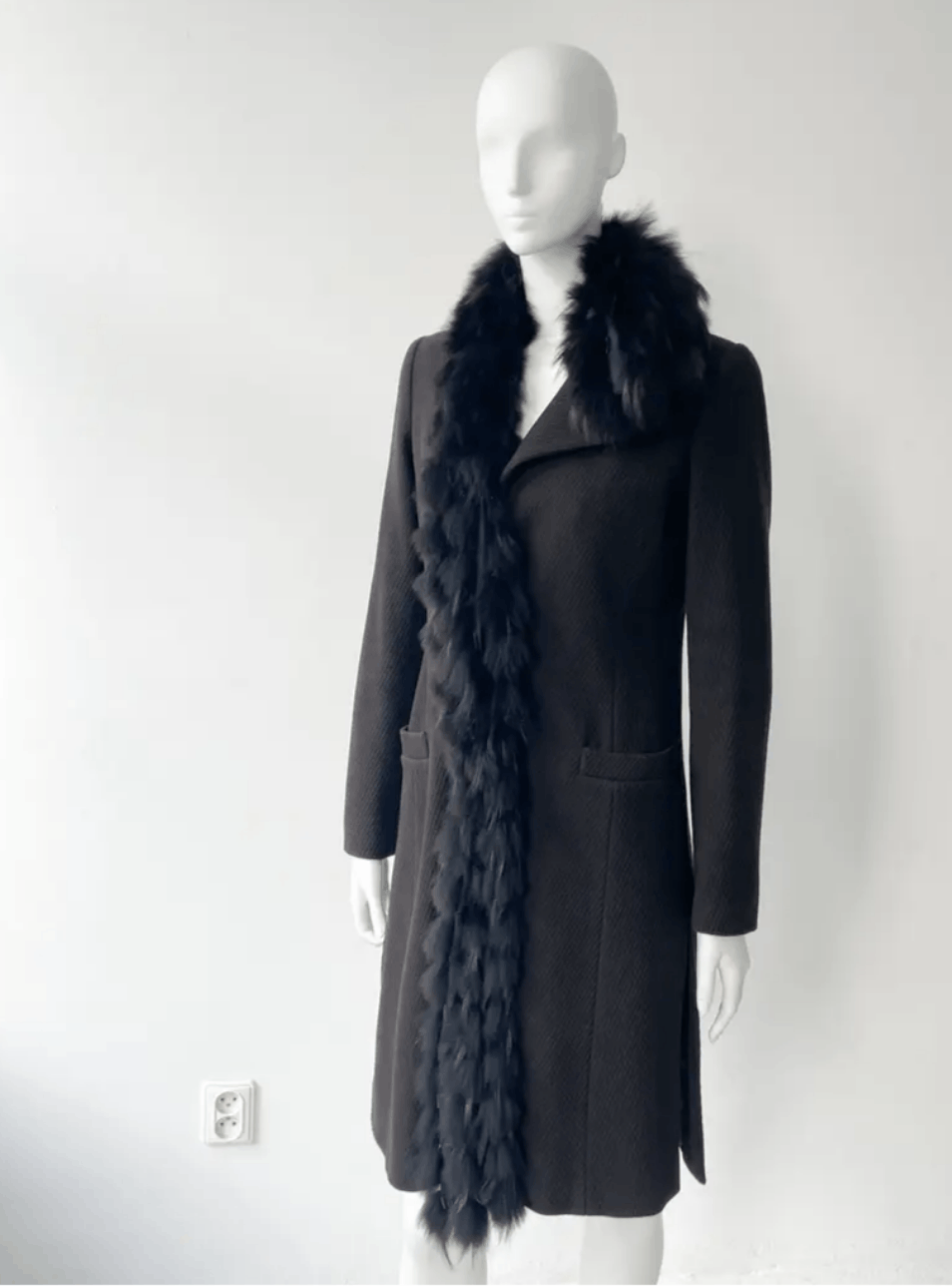 Emporio Armani wool coat with fur trimming Size XS / US 0-2 / IT 36-38 - 4 Thumbnail