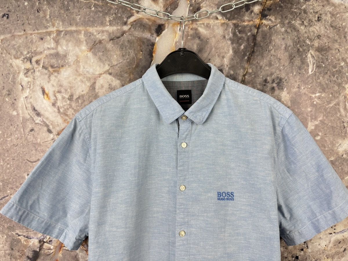 Hugo Boss Hugo Boss Light Blue Short Sleeve Button-Up Shirt Large Size US L / EU 52-54 / 3 - 2 Thumbnail