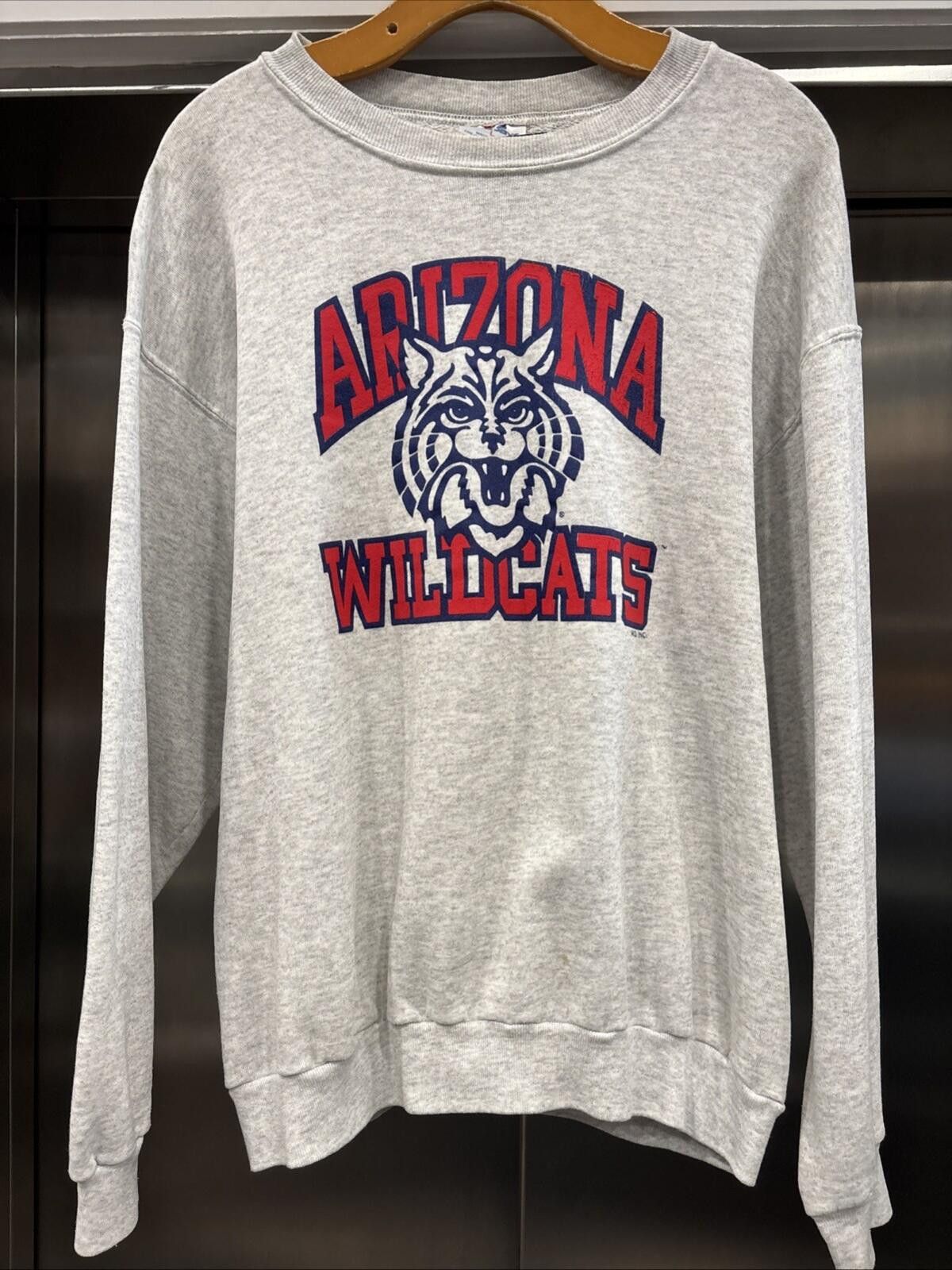 TEE JAYS Vintage 90s Arizona Wildcats Team Pullover Crewneck Size US 34 / EU 50 - 1 Thumbnail